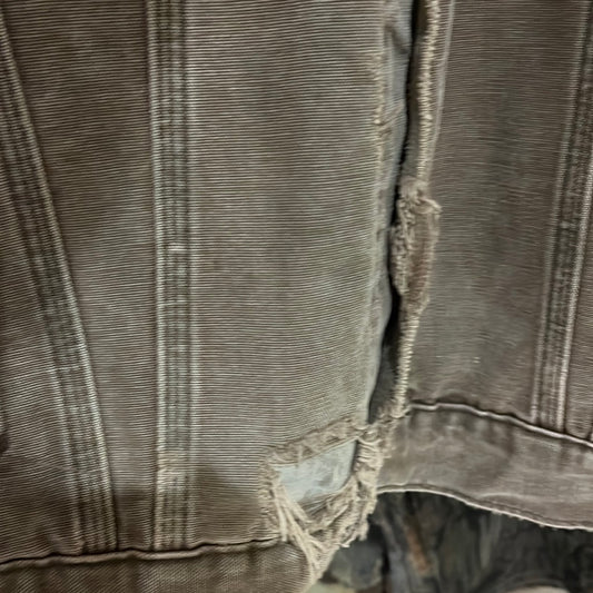 Vtg Carhartt Jacket (XL) distressed