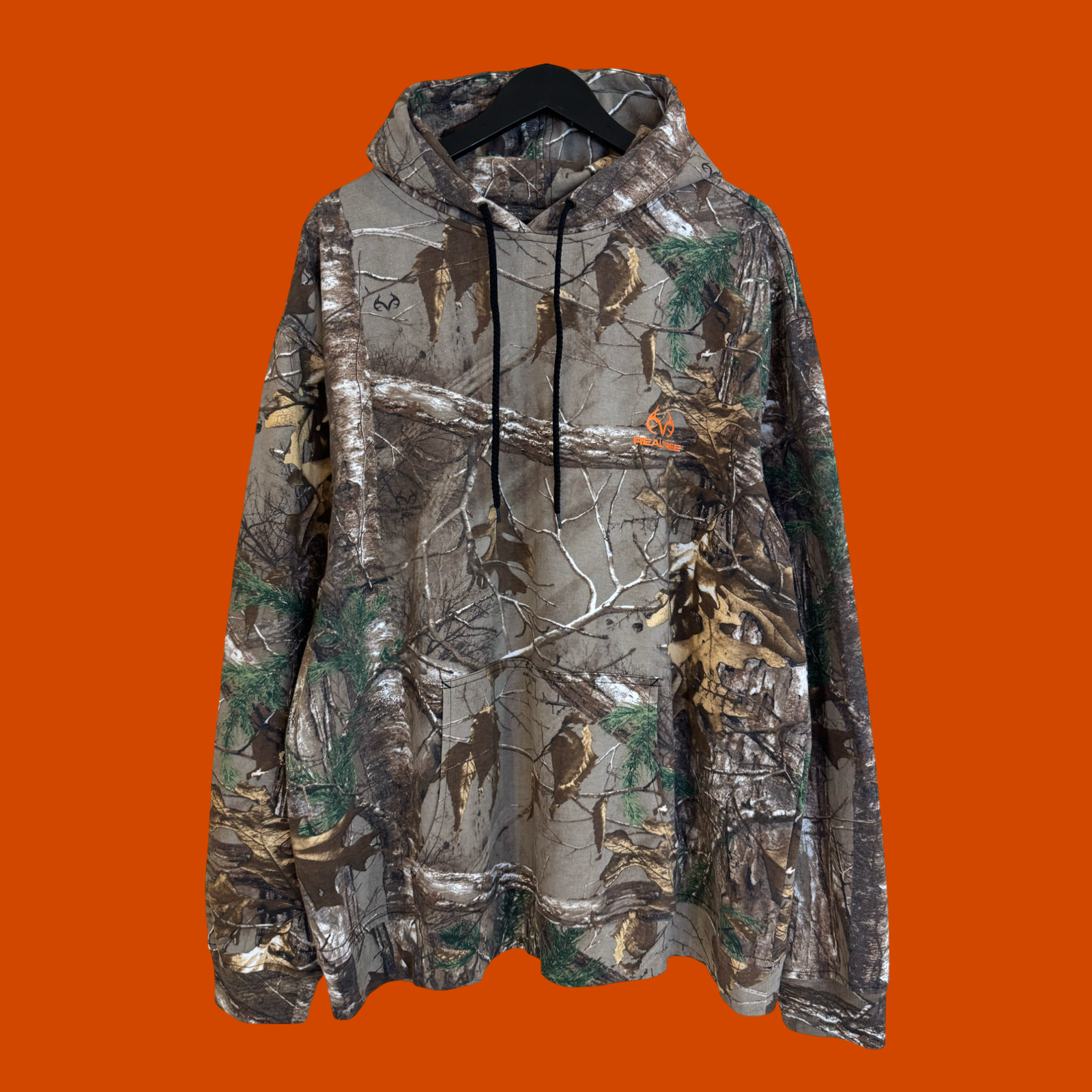 Hoodies & Sweatshirts