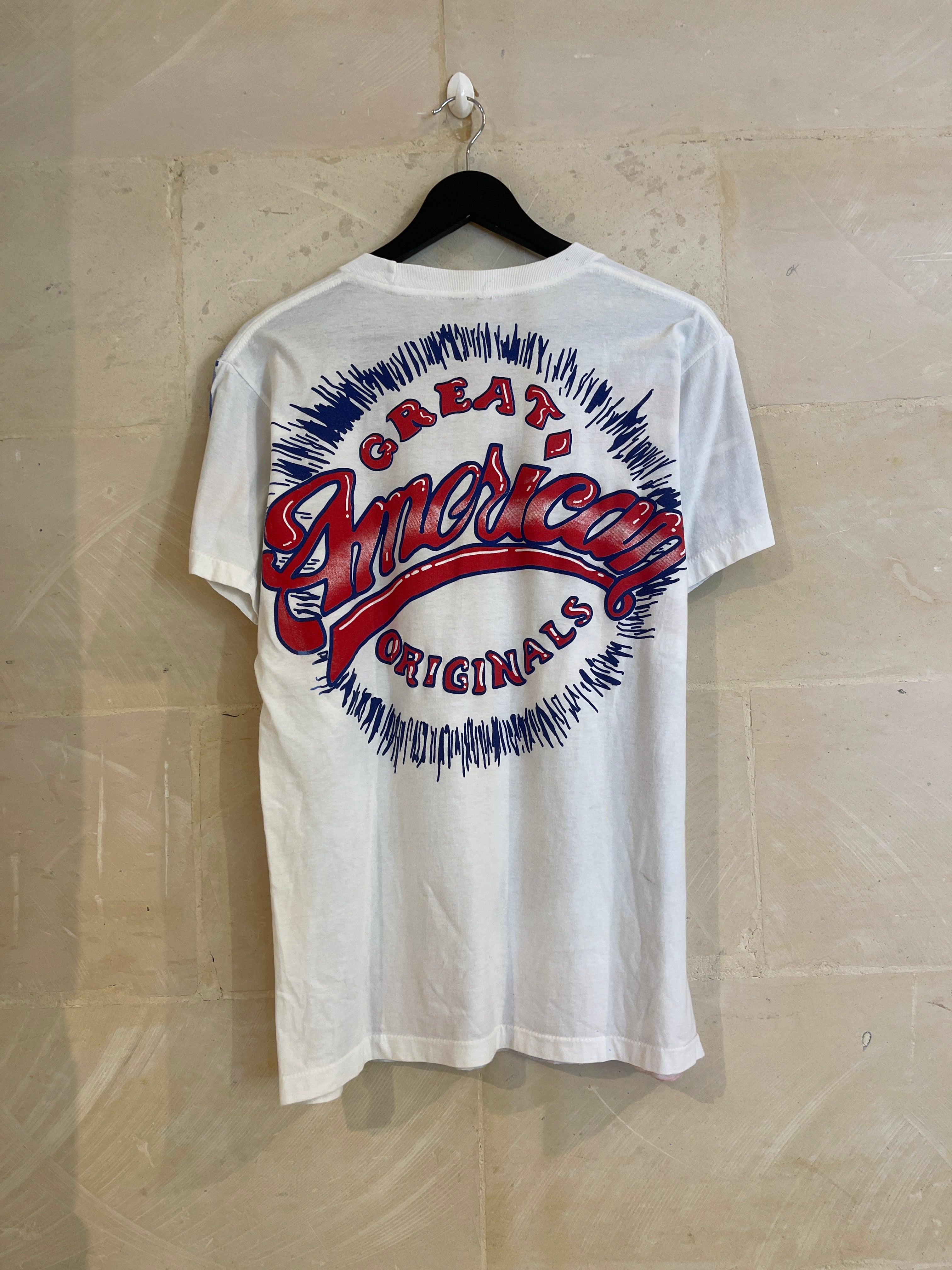 Vntg Taz USA Mega Print Tee (Fits Medium)