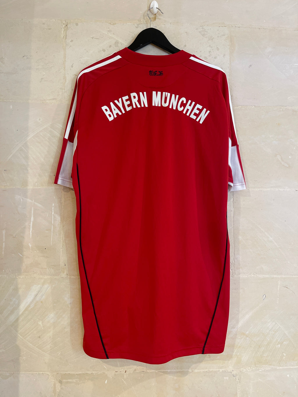 2010-11 FC Bayern Munich Home Shirts ( XL)