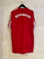 2010-11 FC Bayern Munich Home Shirts ( XL)