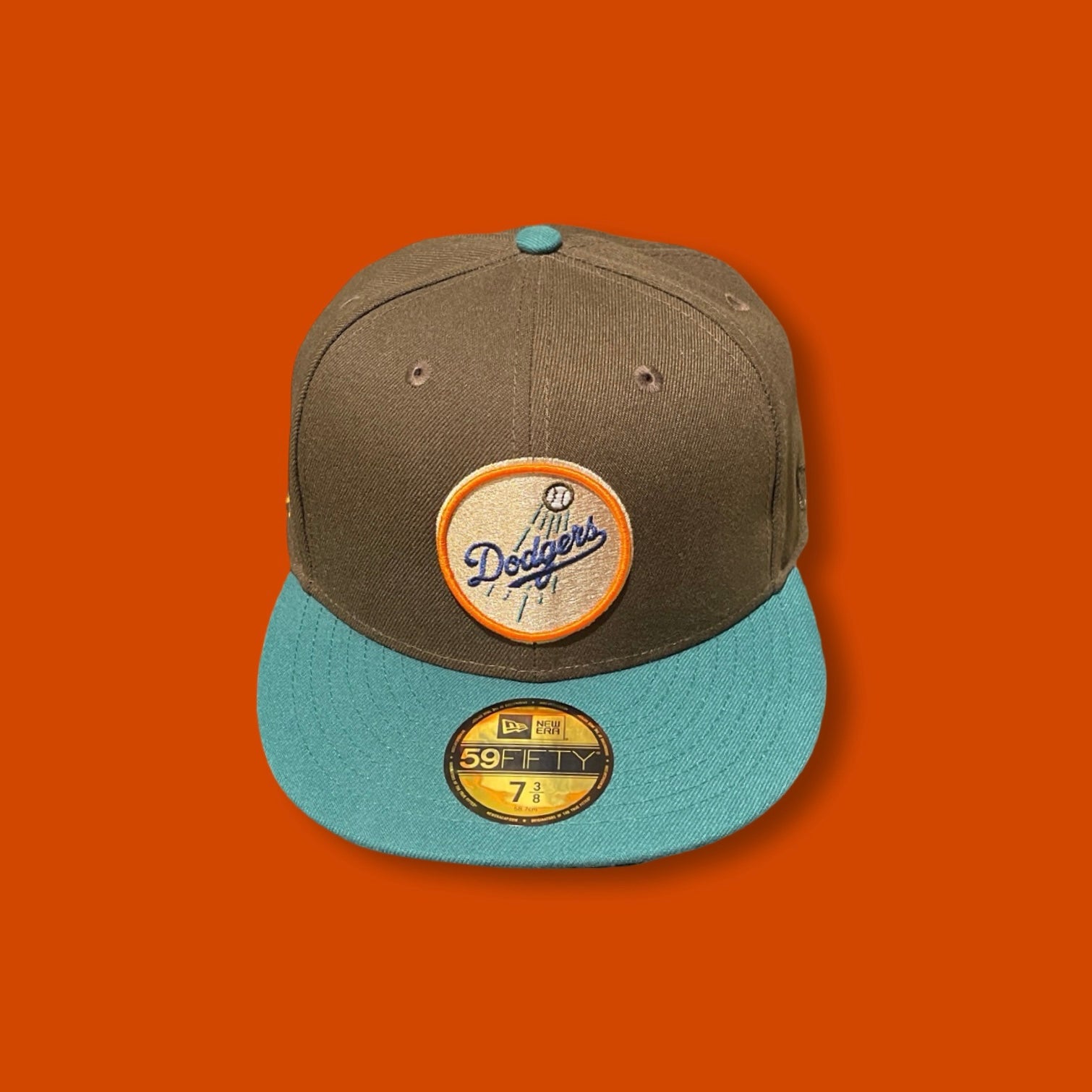 Brand New LA Dodgers Closed Cap Choco-Green (size 7 3/8)