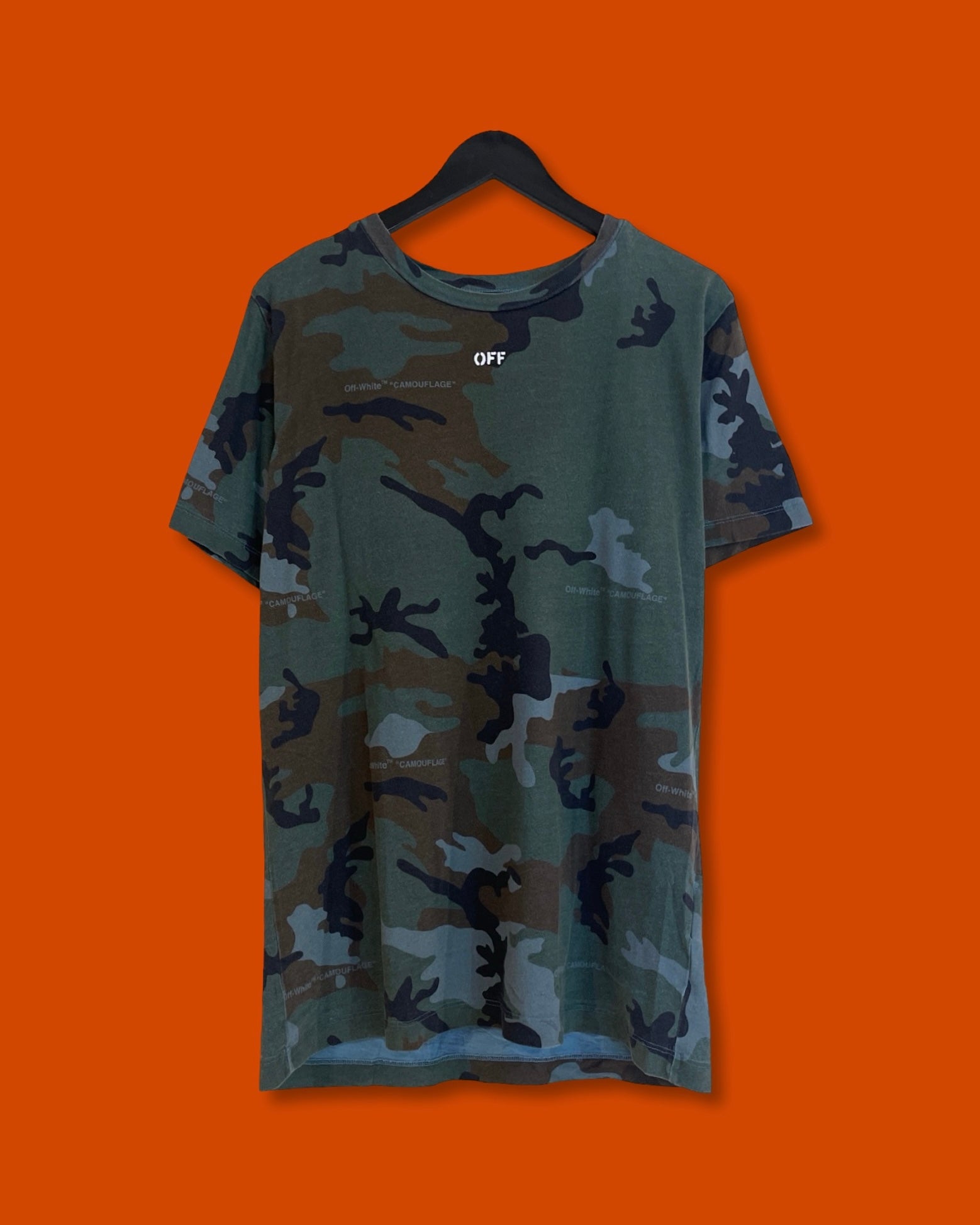 Off White Camo Tee (Large)