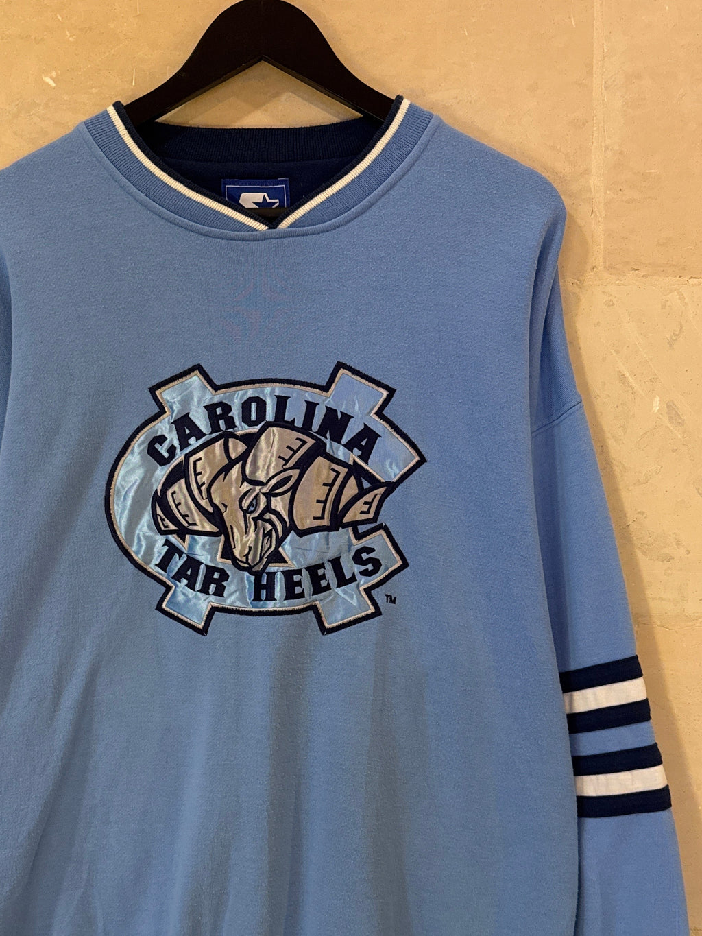 Vntg Carolina Tar Heels Sweatshirt (Large)