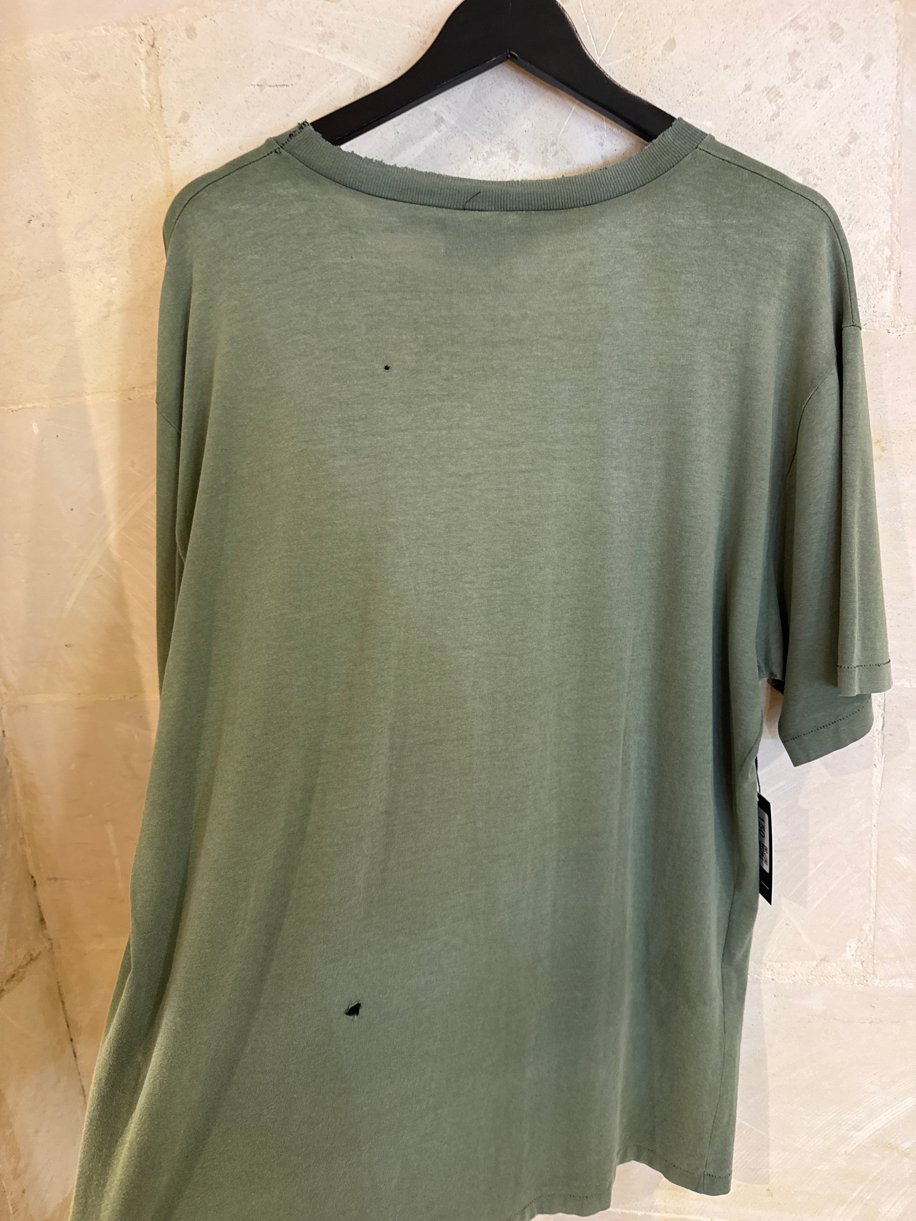 Vntg 1995 Daffy Duck Tee (XL)