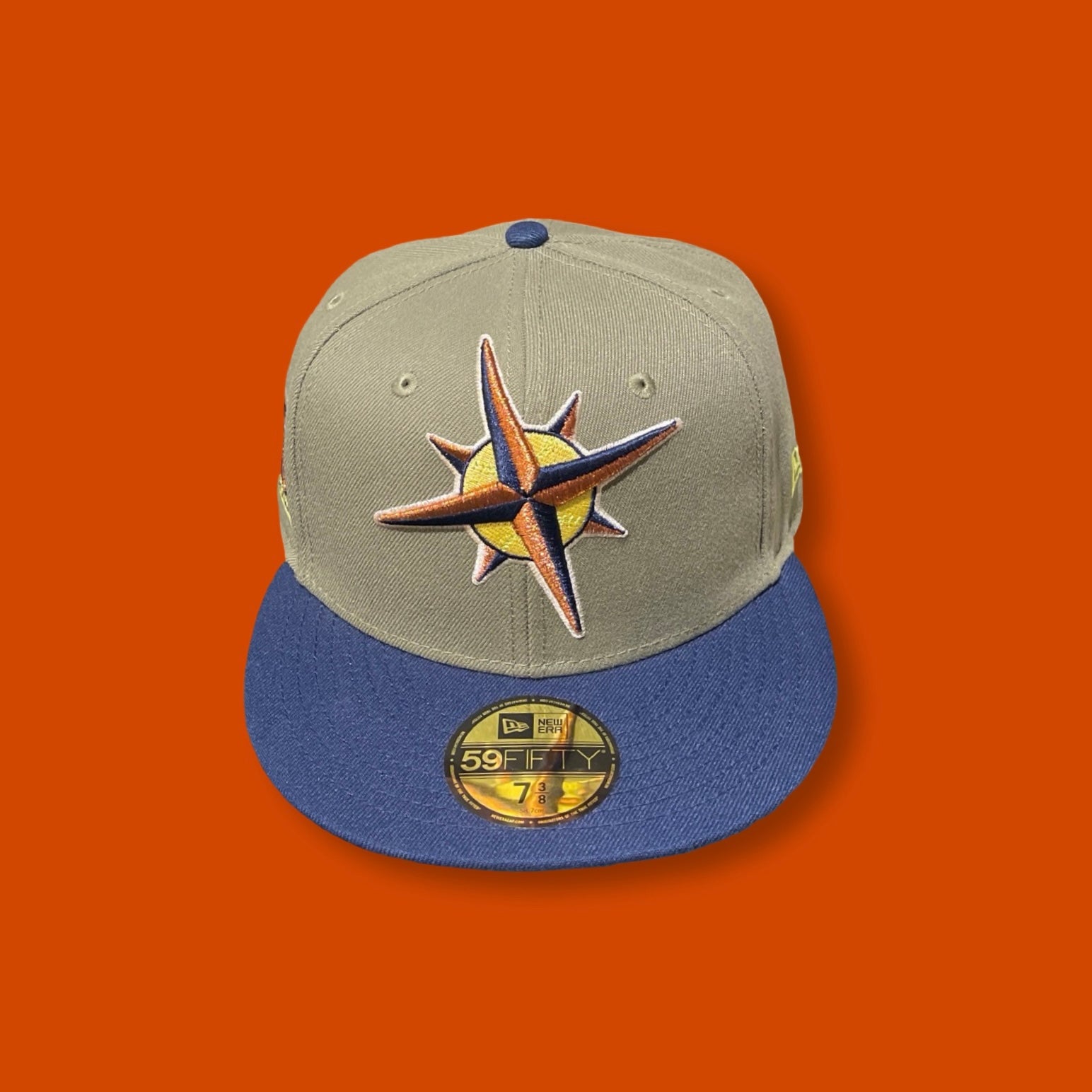 Brand New Seatle Mariners Closed Cap Camo-Navy (Size 7 3/8)