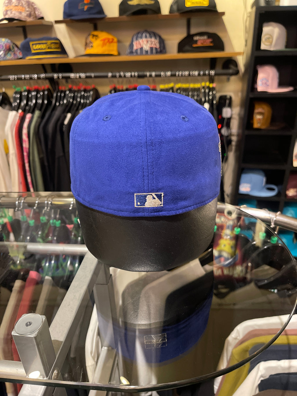 Brand New LA Dodgers Glits Closed Cap Royal-Blue (Size 6 7/8)