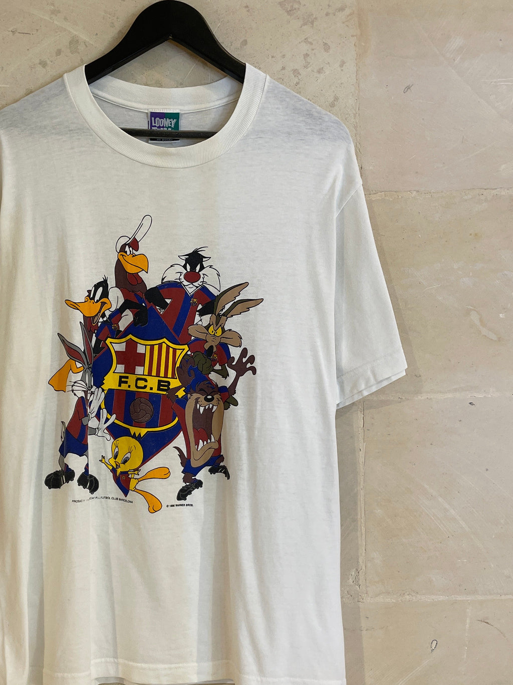 Vntg 1996 FCB X Looney Tunes Tee (Large)