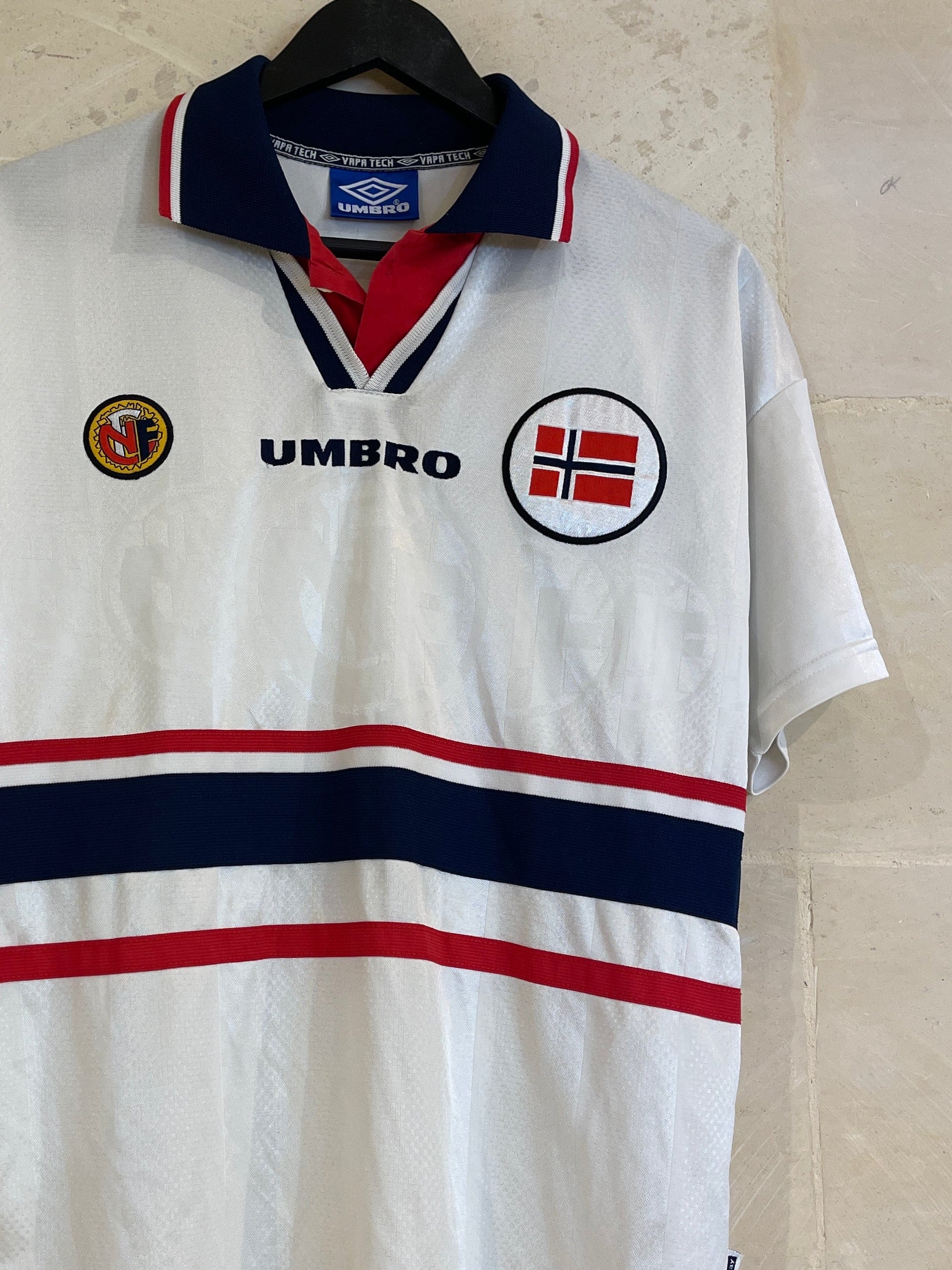 Vntg 1998-00 Norway National Te Away Shirt (Fits Large)*