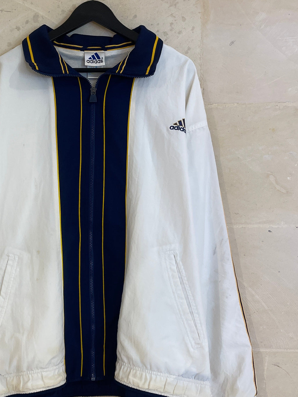 Vntg Fullzip Adidas Windbreaker (Large)