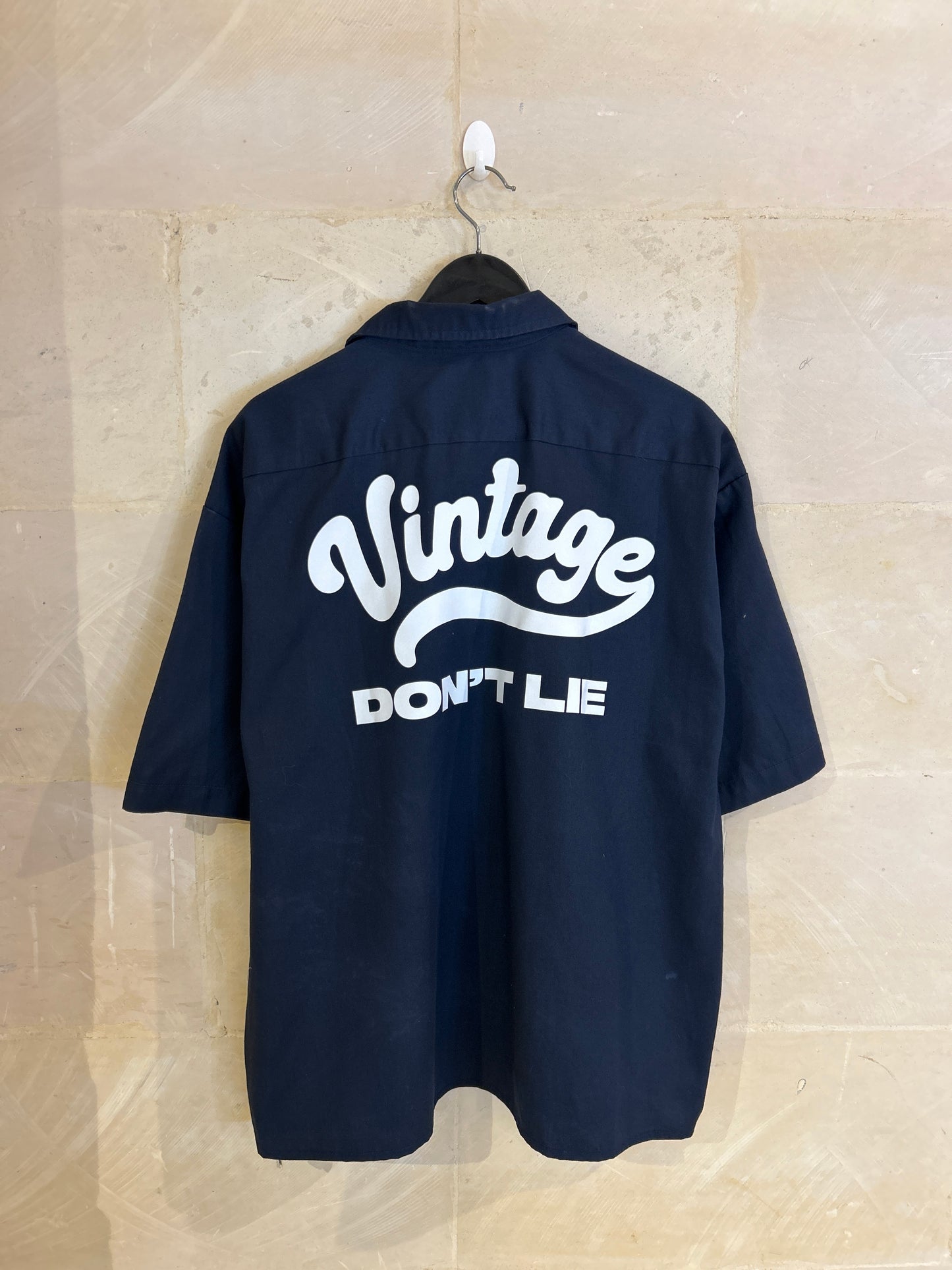 Vintage Dont Lie (XL)