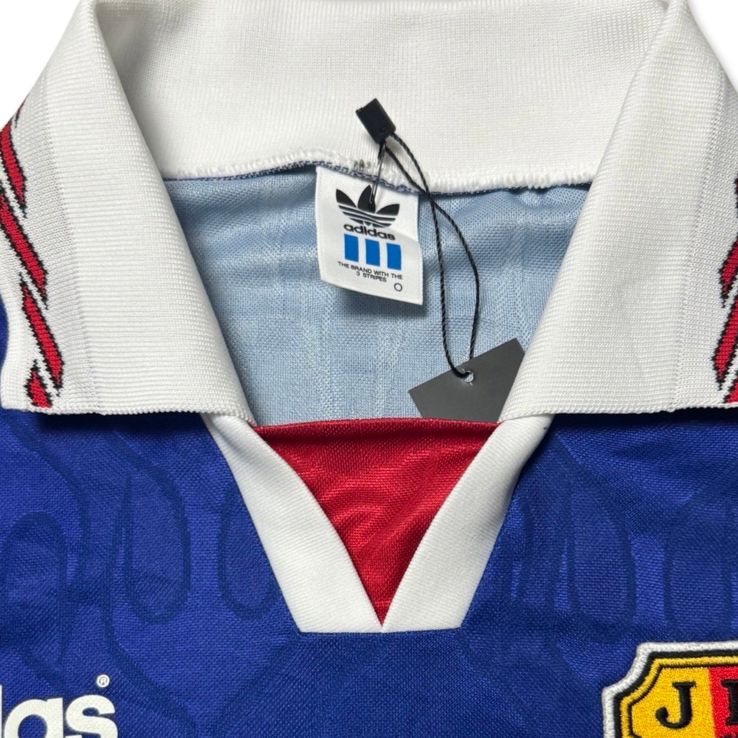 1987-98 Japan Adidas Shirt (fits Large) print is coming off *need extra care when washing*