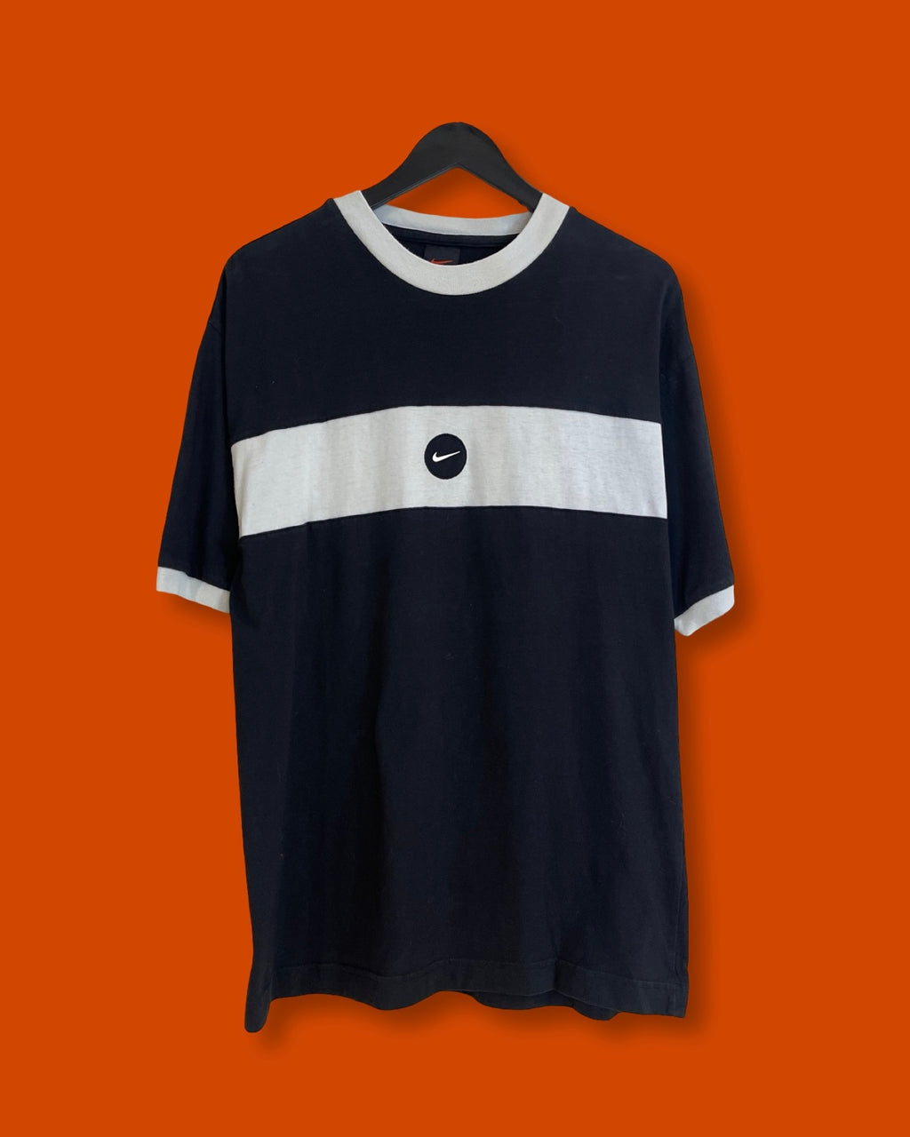 Vntg Nike Center Swoosh Ringer Tee (Medium)
