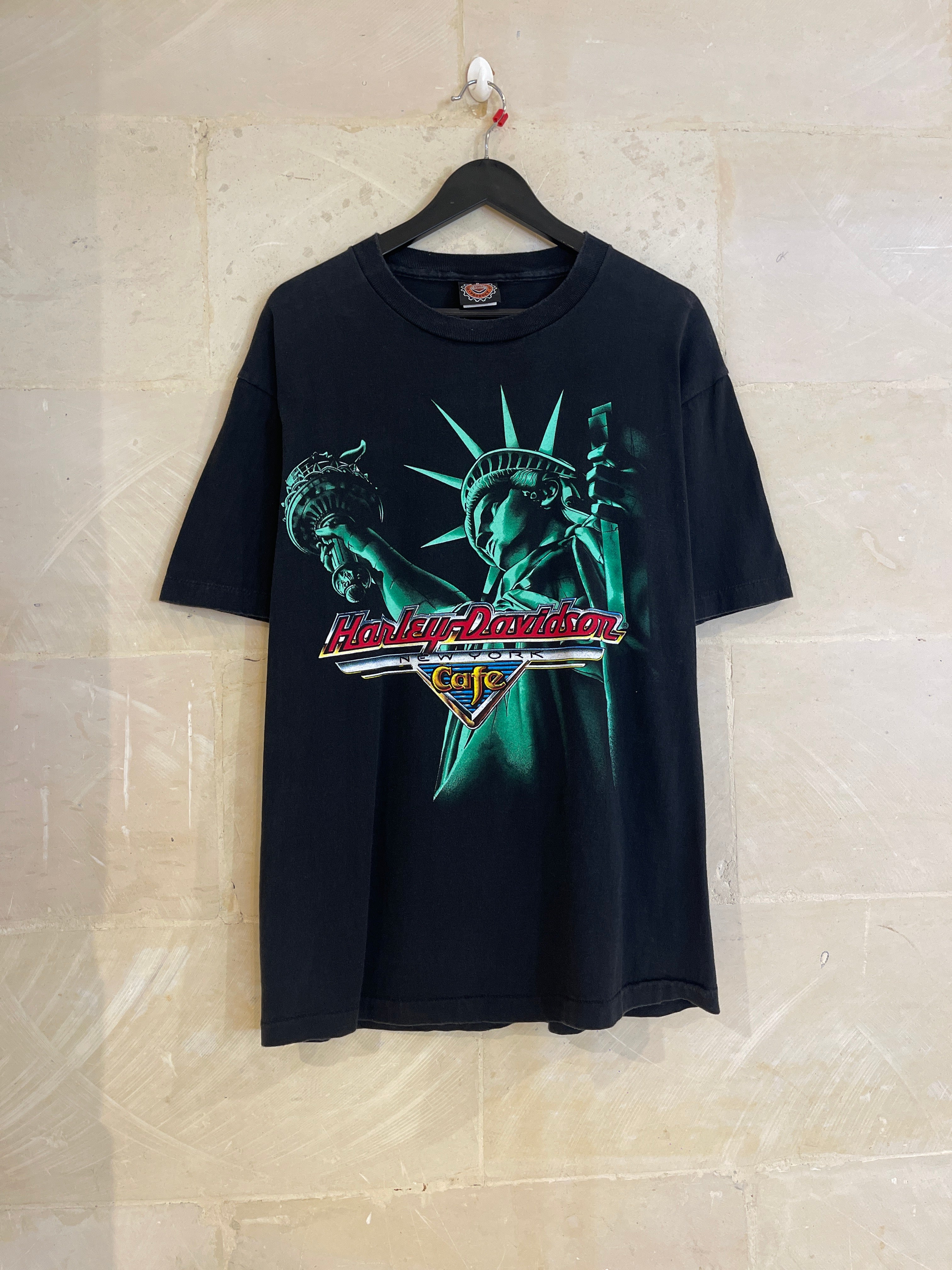 Vntg Harley Davidson Liberty New York Cafe Tee (Large)