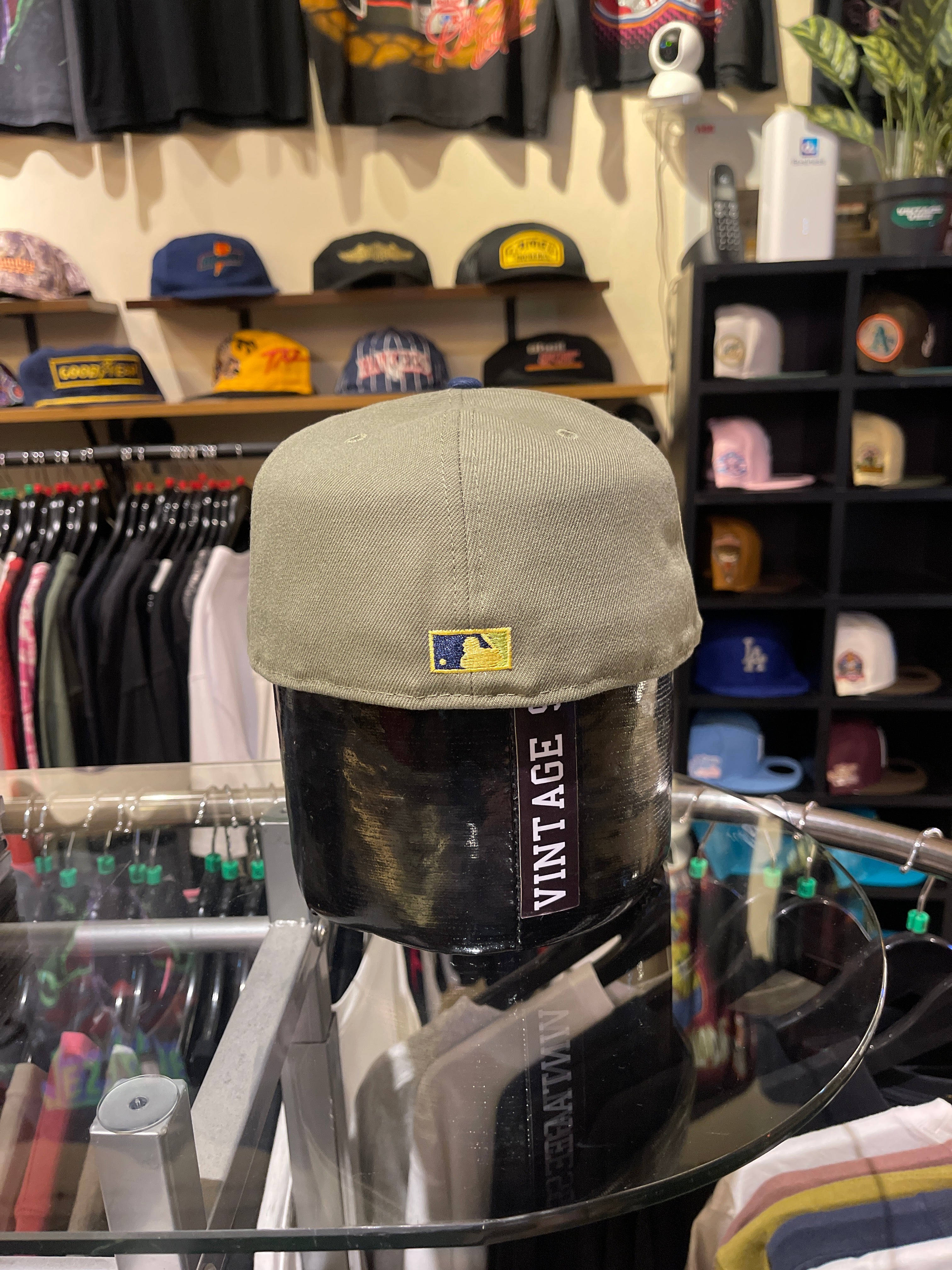 Brand New Seatle Mariners Closed Cap Camo-Navy (Size 7 3/8)