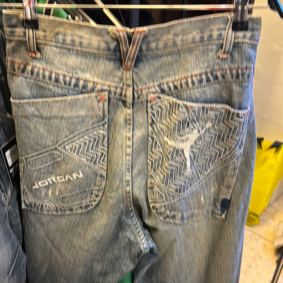 Vntg Jordan Embroidered Y2K Jeans