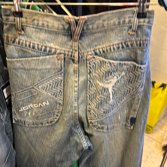 Vntg Jordan Embroidered Y2K Jeans