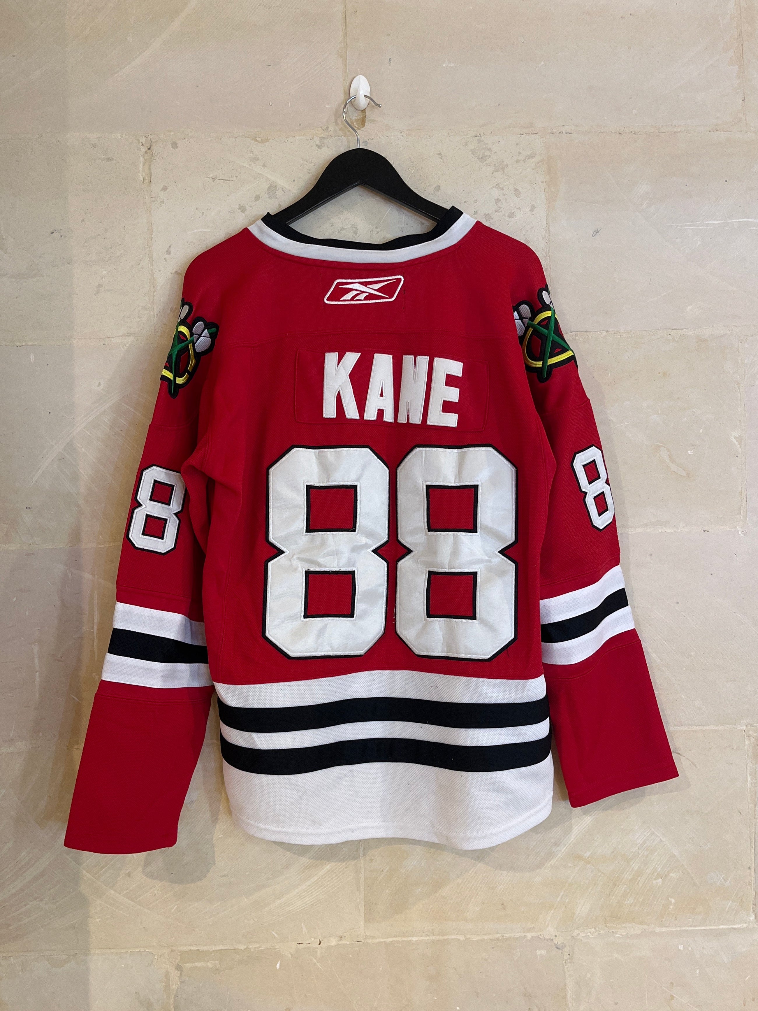 Black Hawks Hockey Jersey (Large)