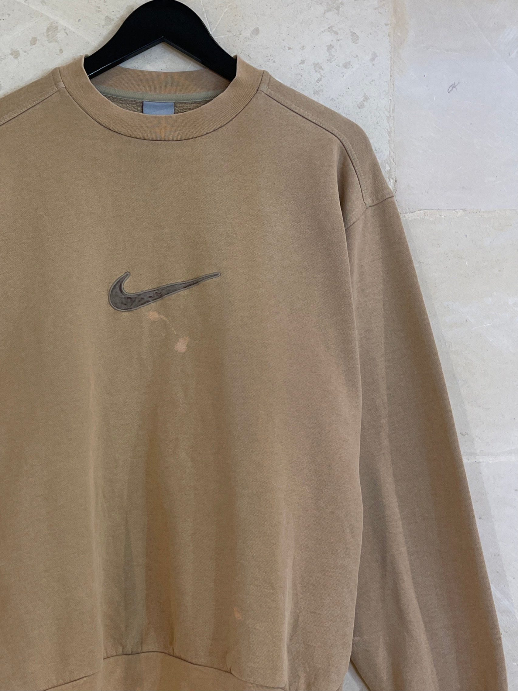 Vntg Nike Center Swoosh Sweatshirt Brown (Small)*