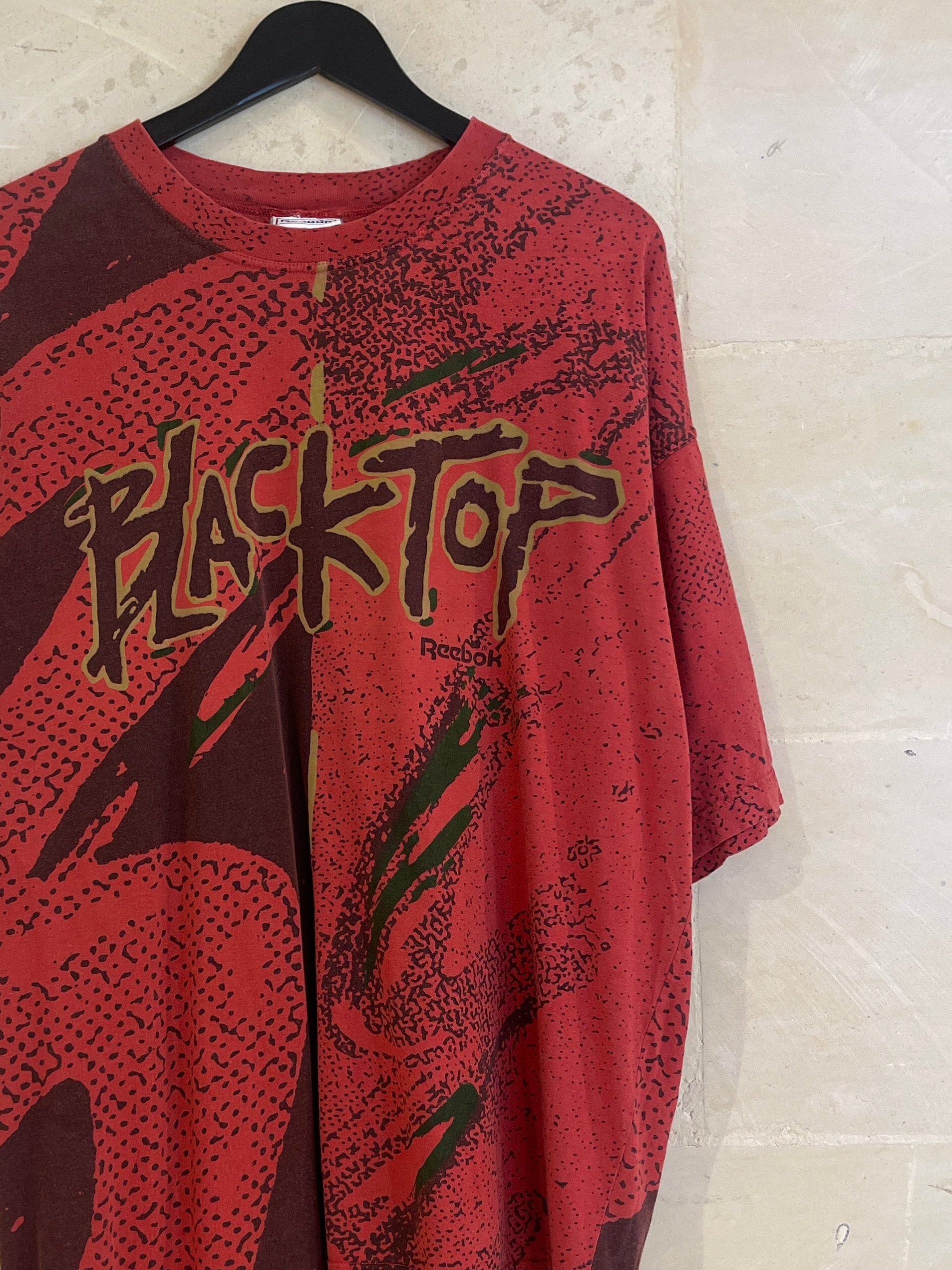 Vntg Black Top Reebok AOP Tee (Large)