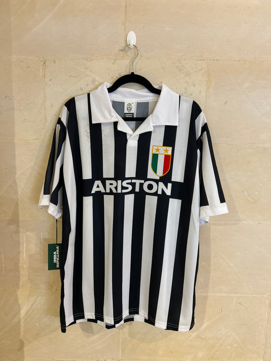 Juventus Retro Shirt (XL) Removable Stains