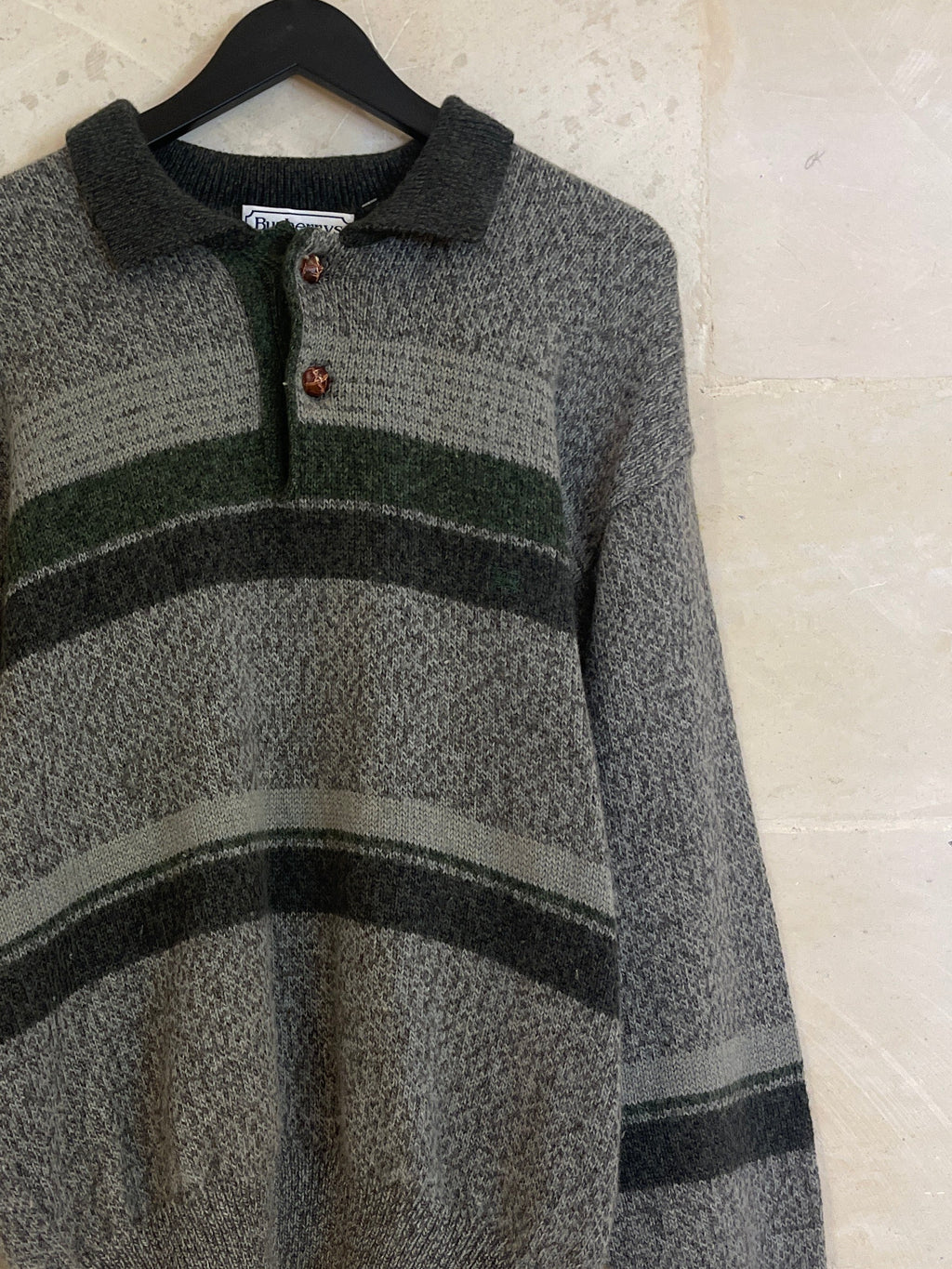 Burberry Knitted LS (Large)