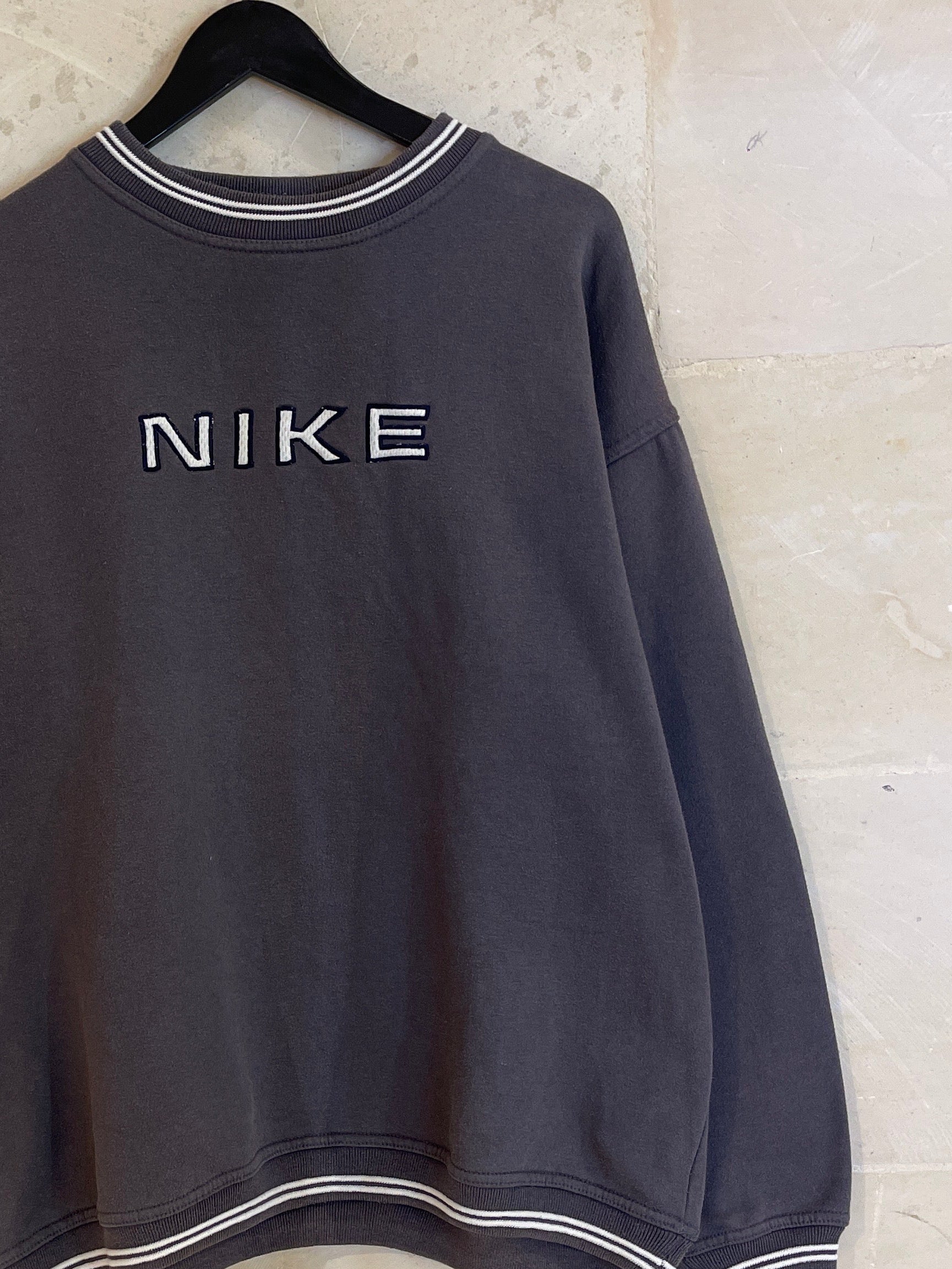 Vntg Nike Speel Out Sweatshirt (XL)*