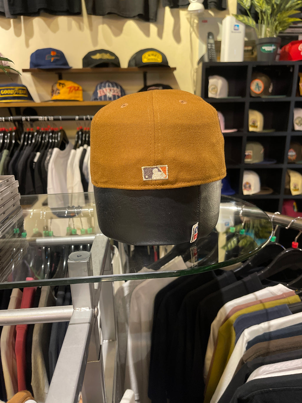 Brand New Arizona Diamond Bucks Closed Cap Choco-Brown (Size 7)