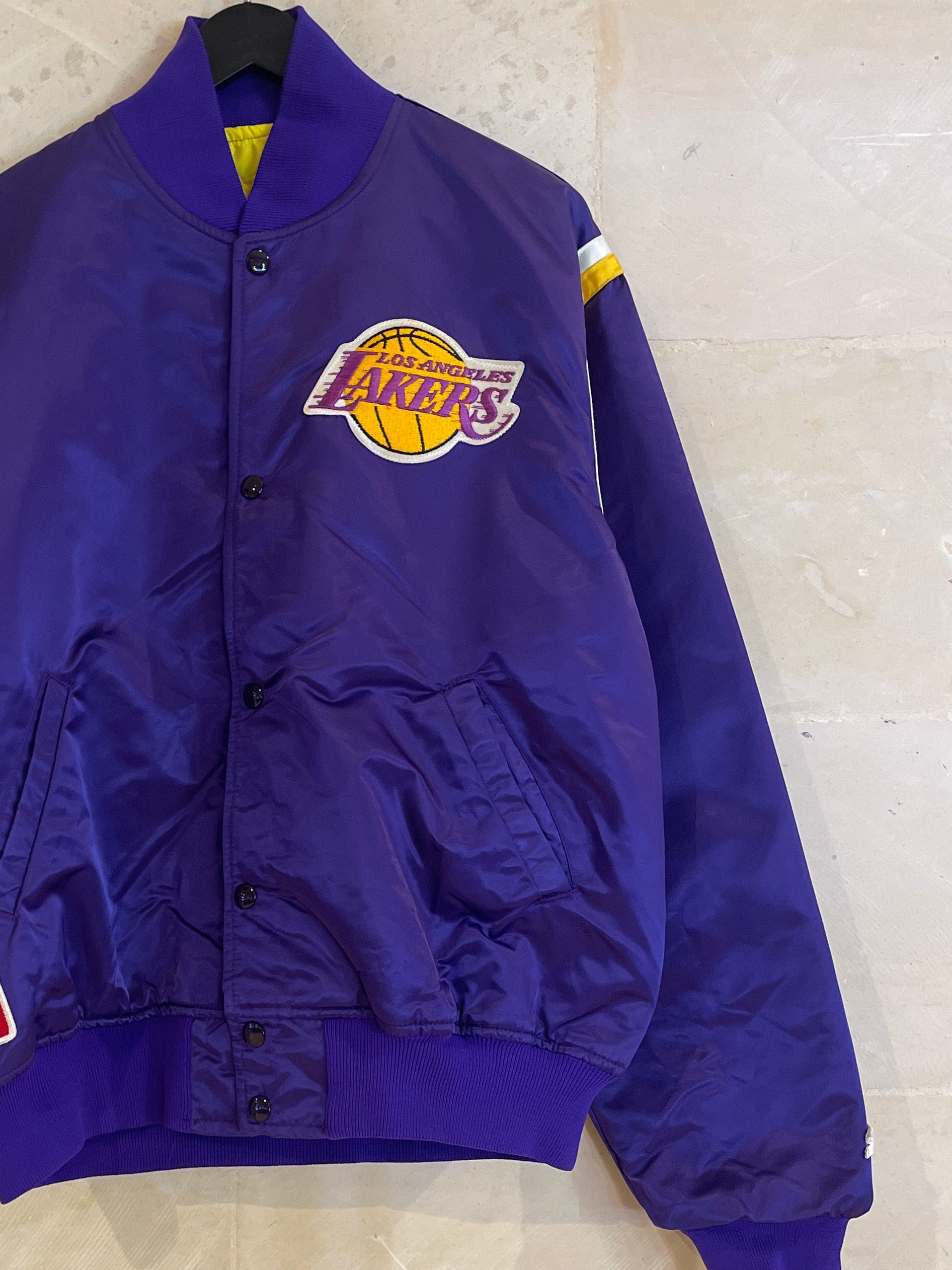 Vntg Starter Lakers Basketball Jacket (Large)