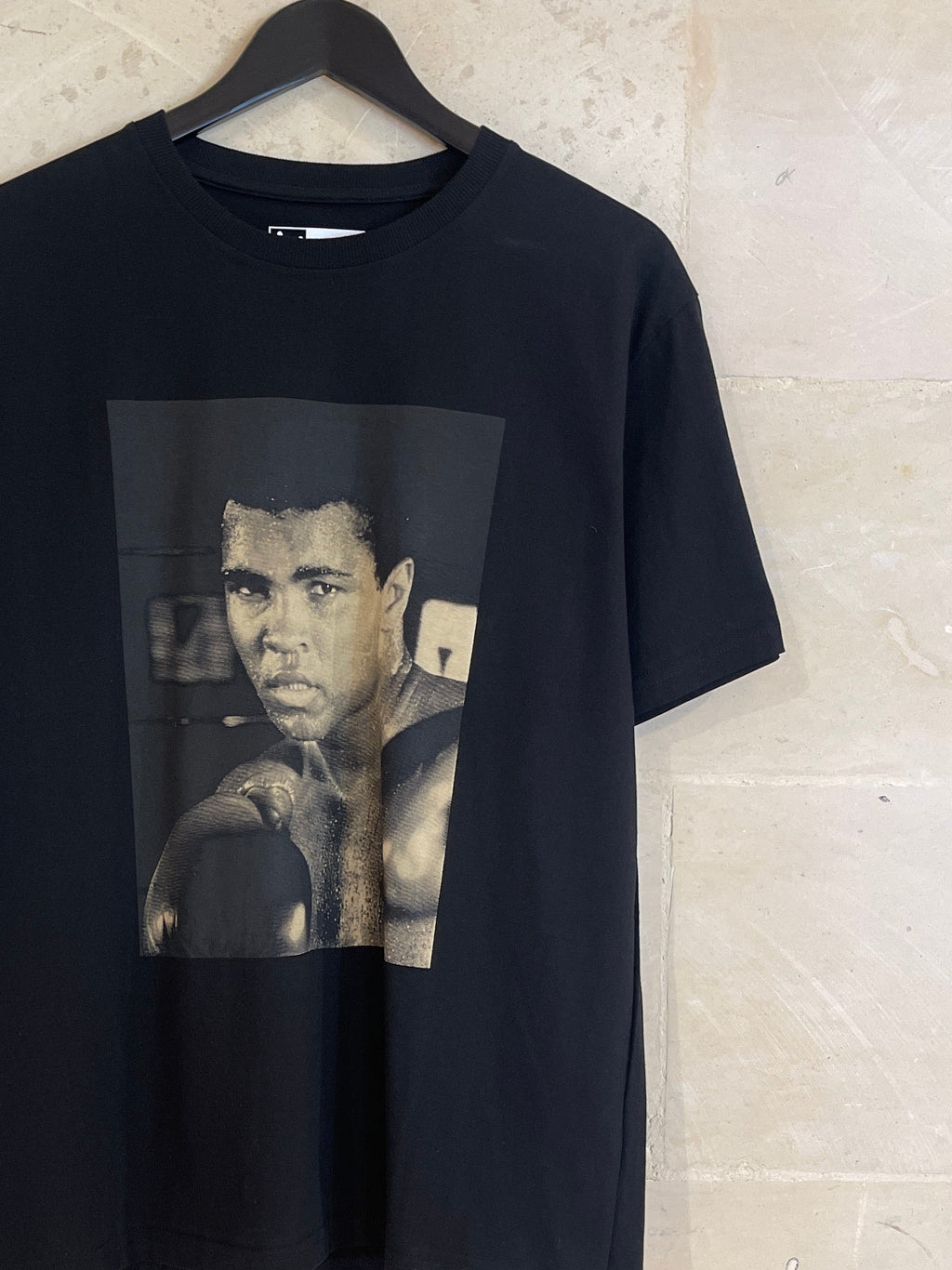 Old Muhammad Ali Boxing Tee (Medium)
