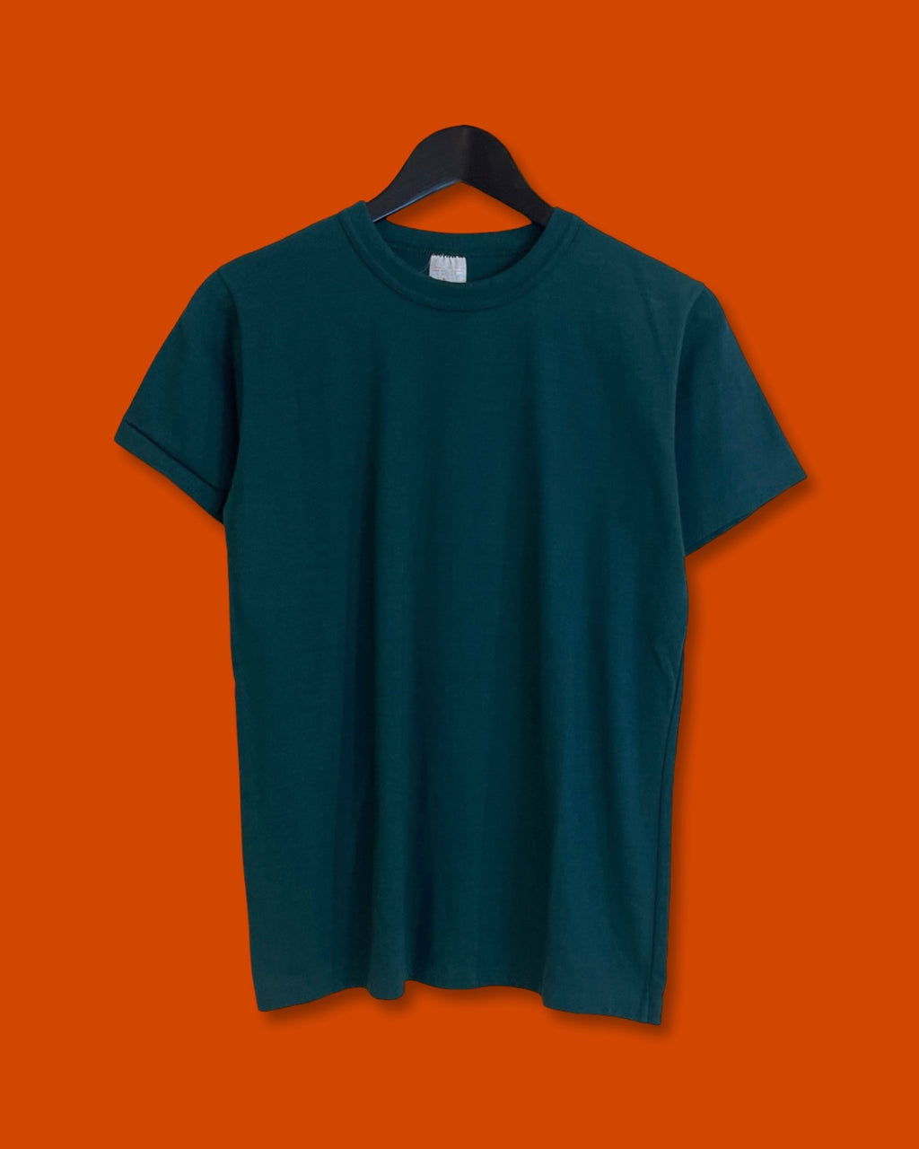 Vntg Plain Dark Green Tee(Medium)