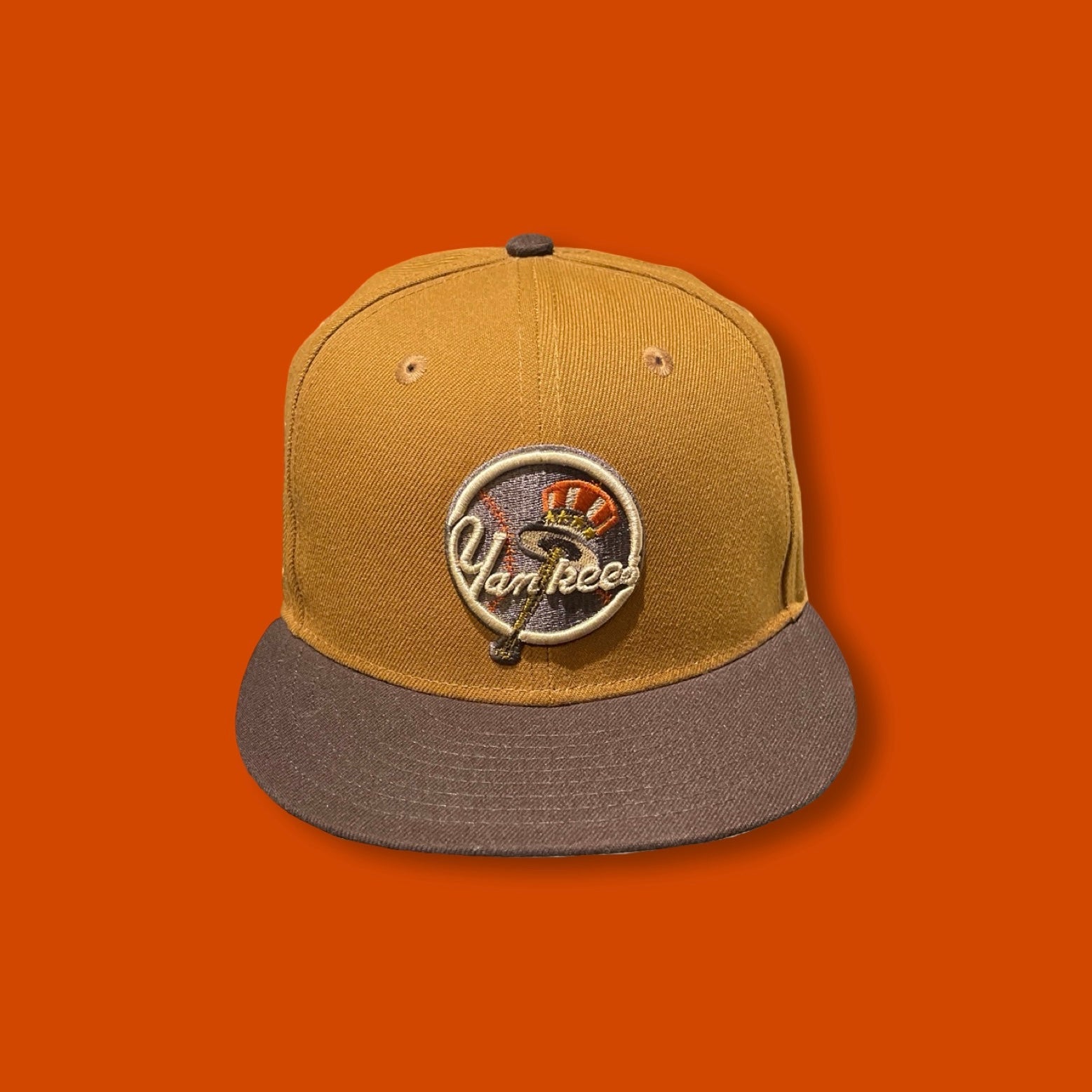 Brand New NY Yankees Closed Cap Choco-Brown (Size 7)