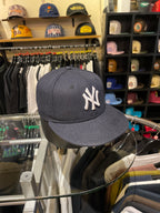 NY New York Yankees Closed Cap size 7