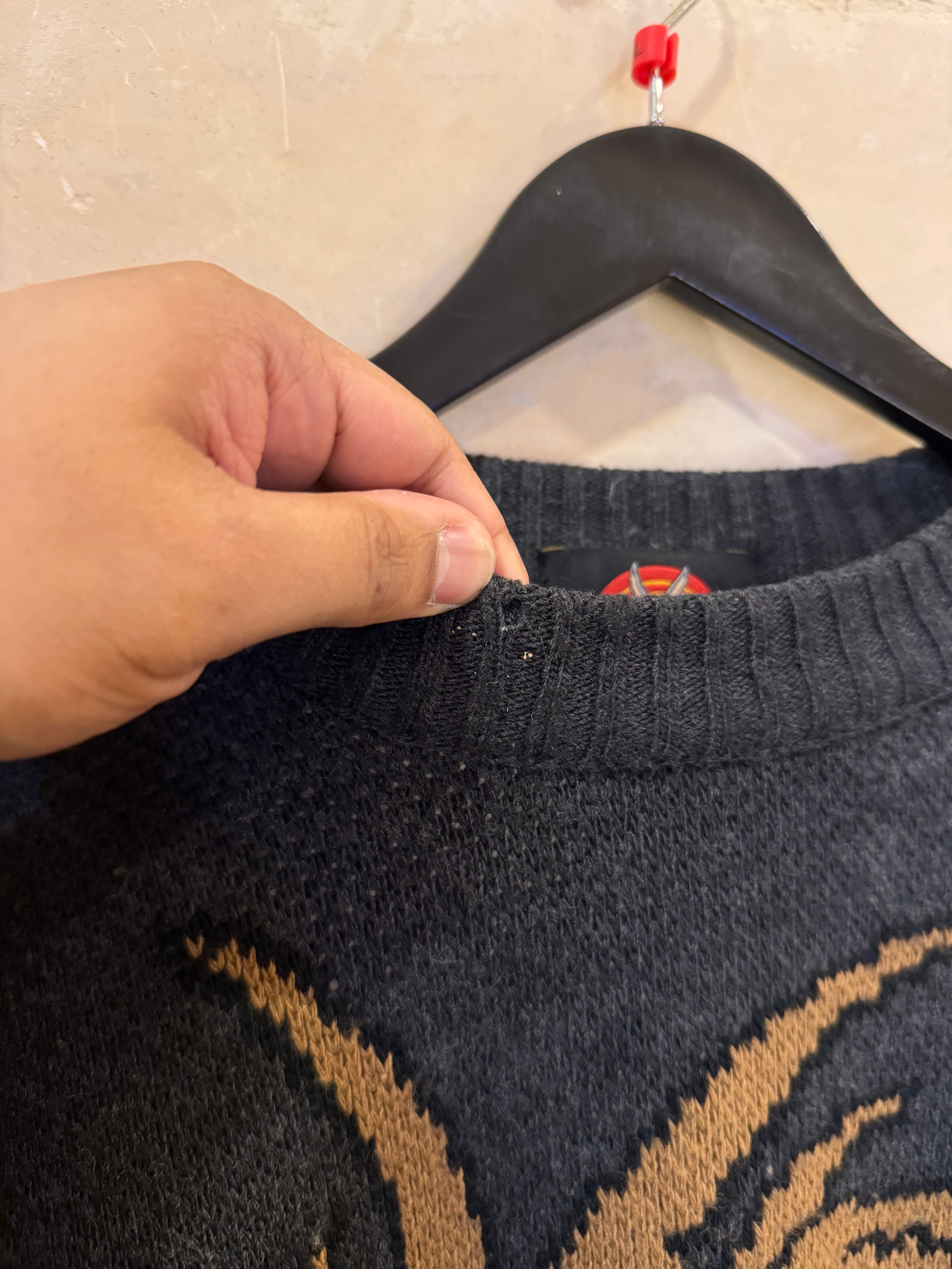 Vntg Big Face Taz Sweater (Large)