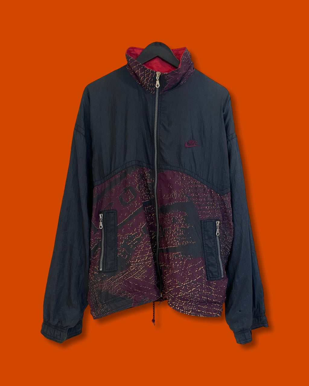 Vntg Nike Windbreaker Black/Maroon Jacket (Medium)