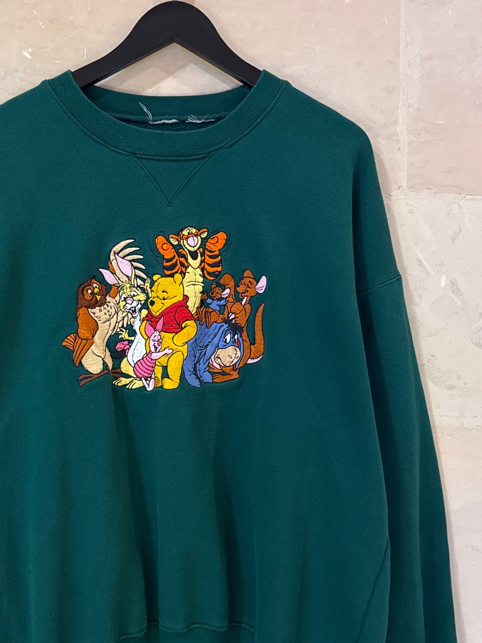 Vntg Winnie the Pooh Sweatshirt (Medium)