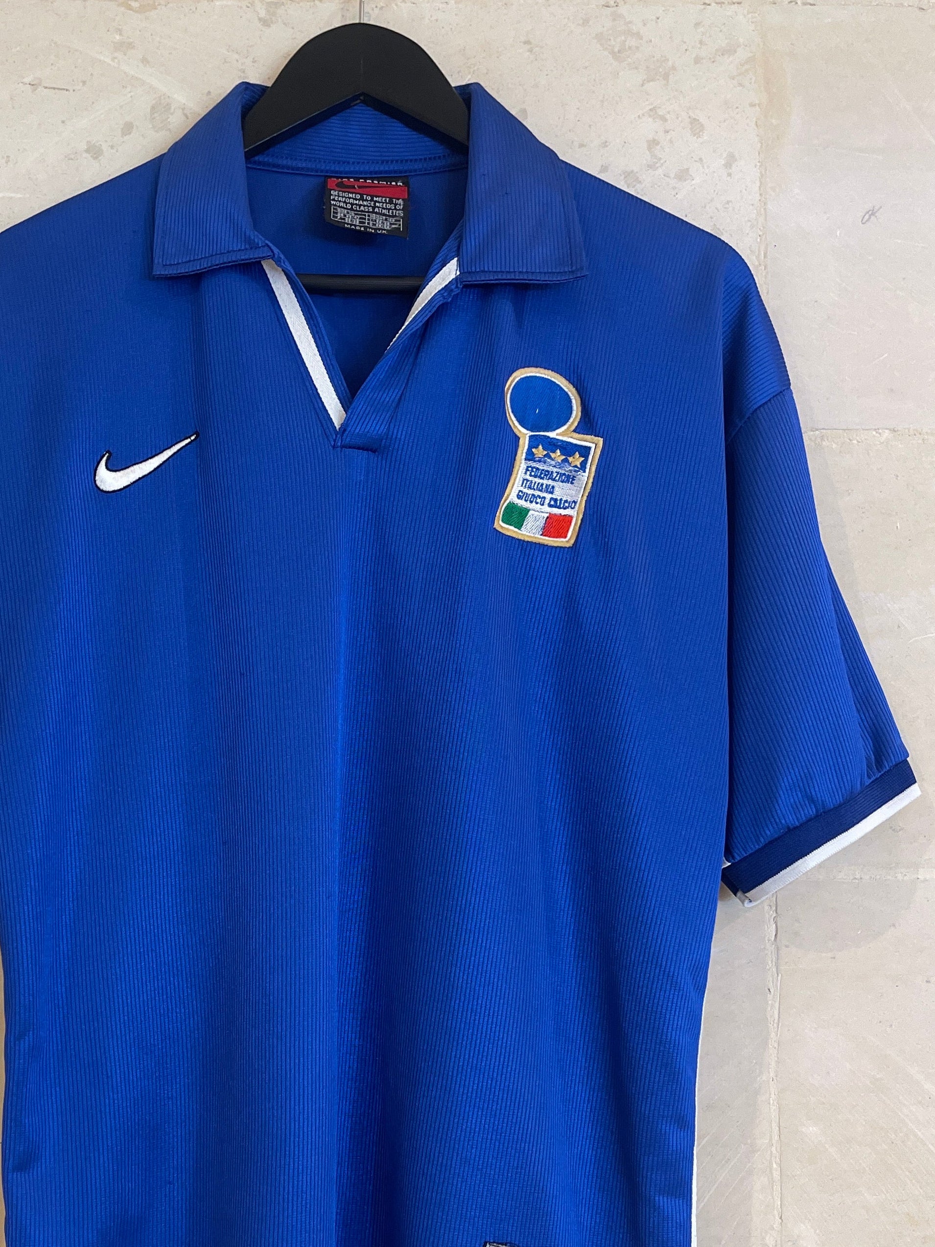 Vntg 1997-98 Nike Italy Home Shirt (XL)