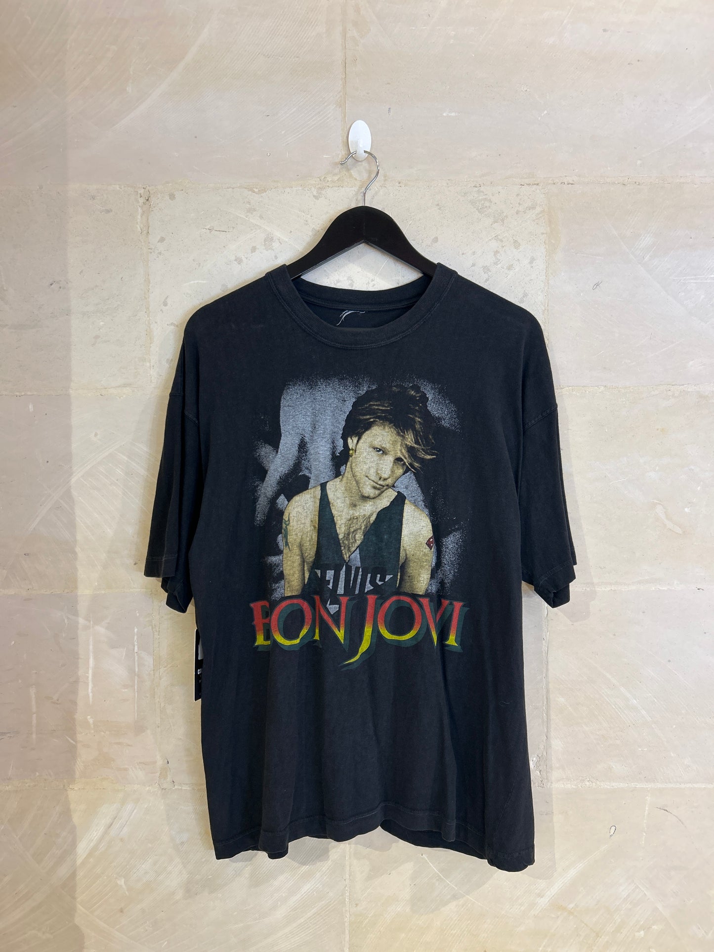 Vntg Bon Jovi Tee (Medium)