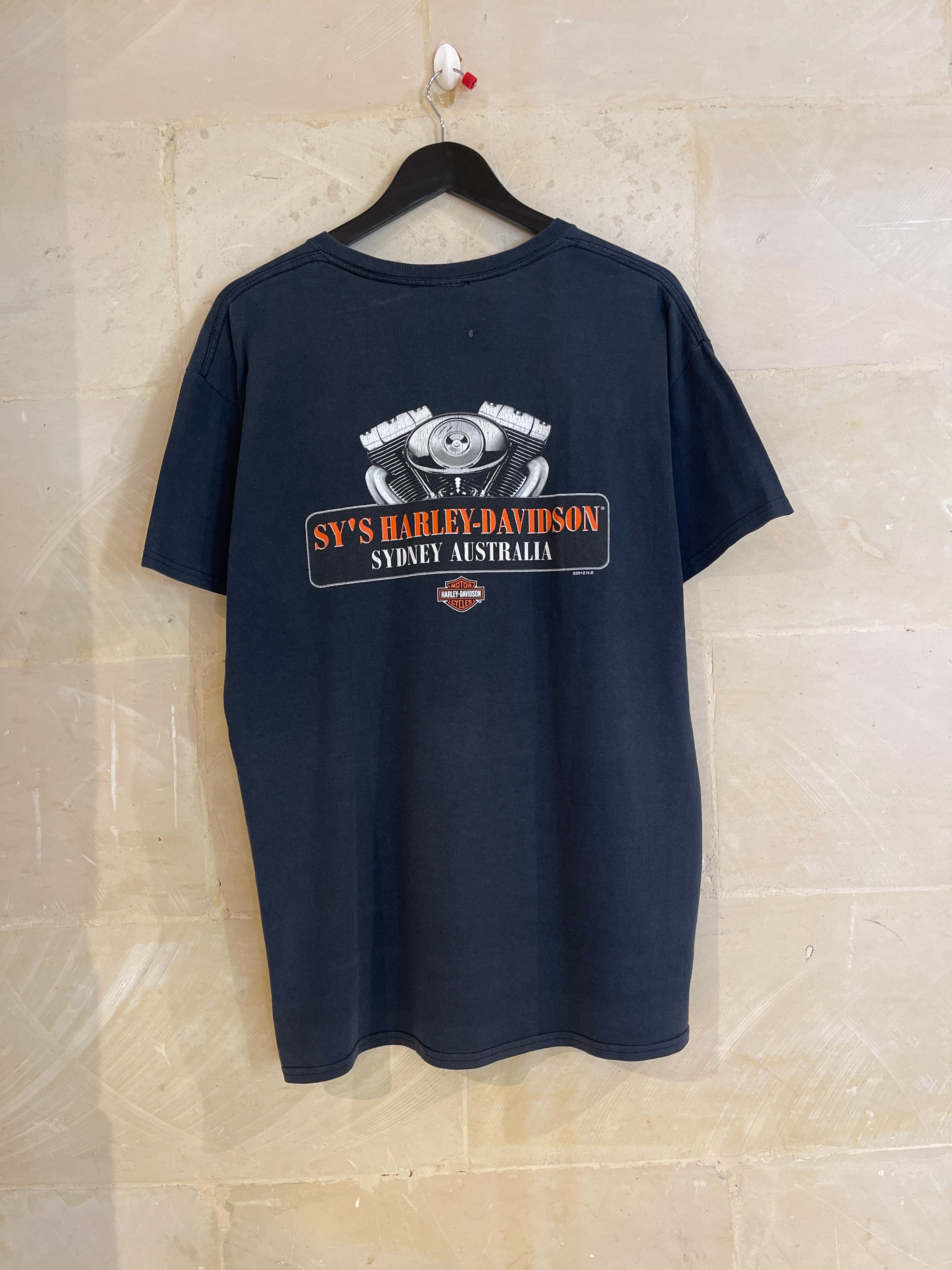 Harley Davidson Skull Tee (Large)*