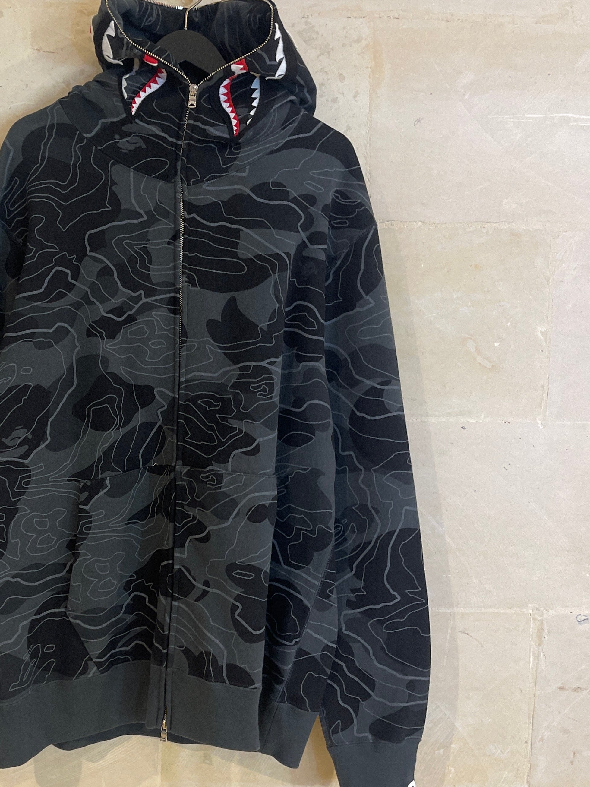 Bape Shark Hoodie Jacket (XL)