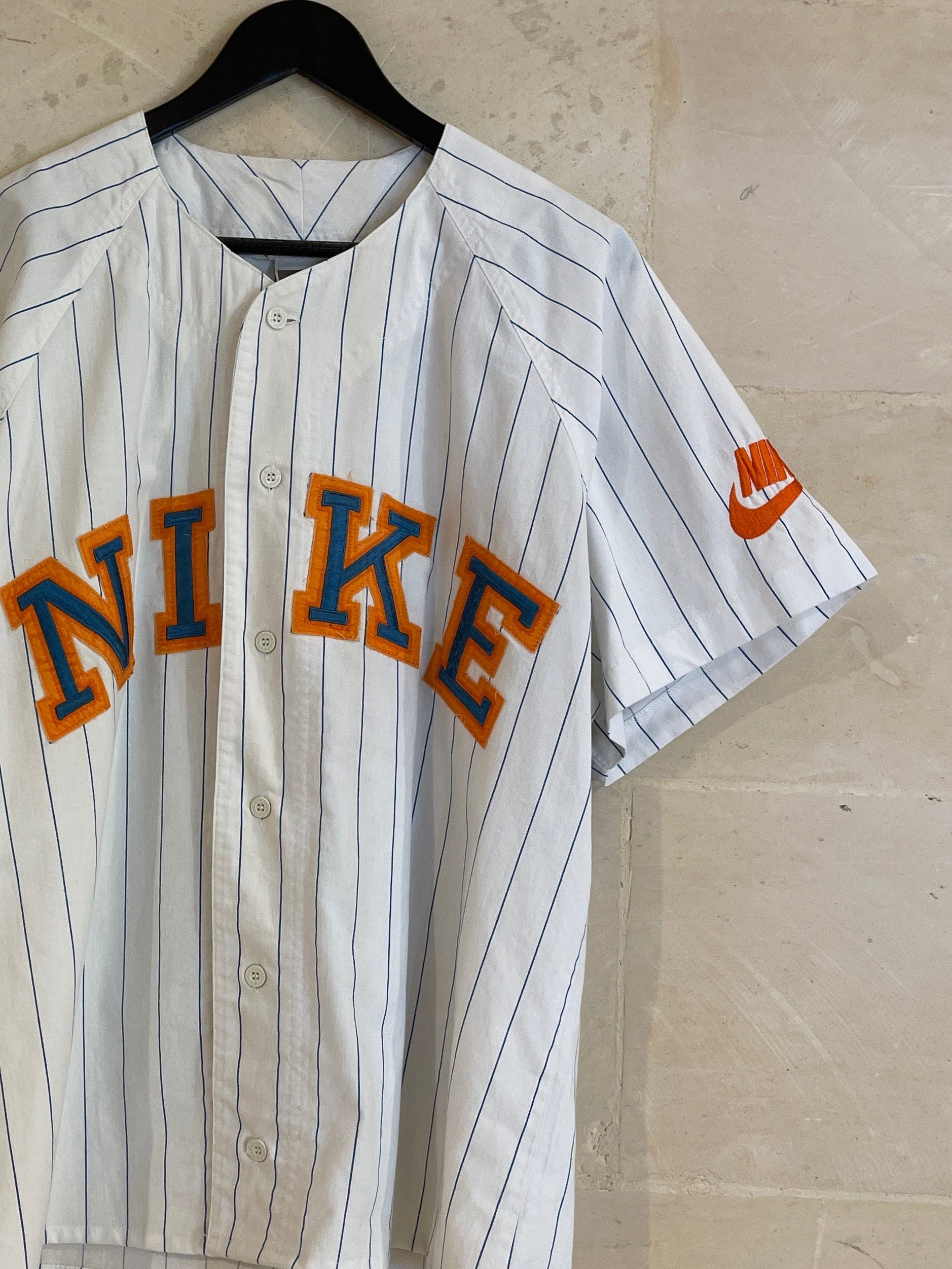 Vntg Nike Pin Stripe Baseball Jersey Tee (Large)