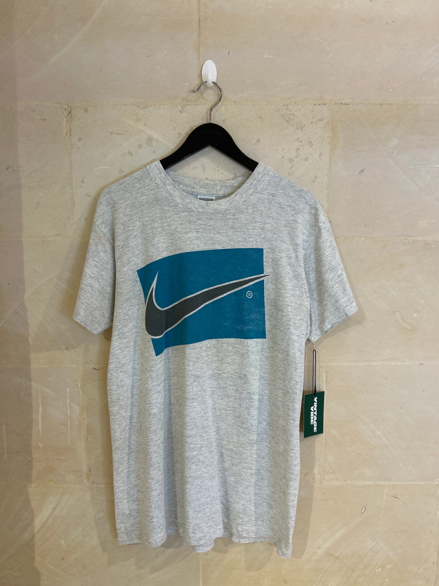 Vtg Nike Tee (Medium)