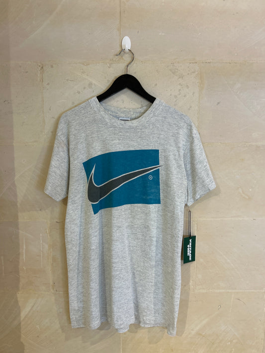 Vtg Nike Tee (Medium)