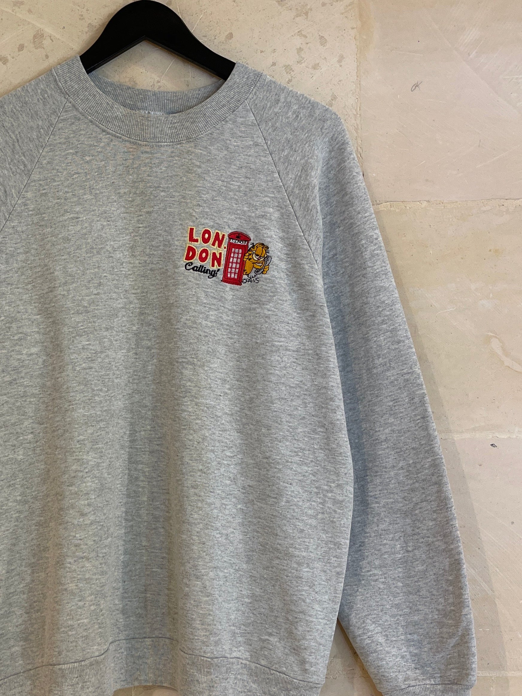 London Calling Garfield Sweatshirt (Medium)*