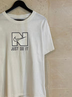 Vntg Nike Tee (Fits Large)