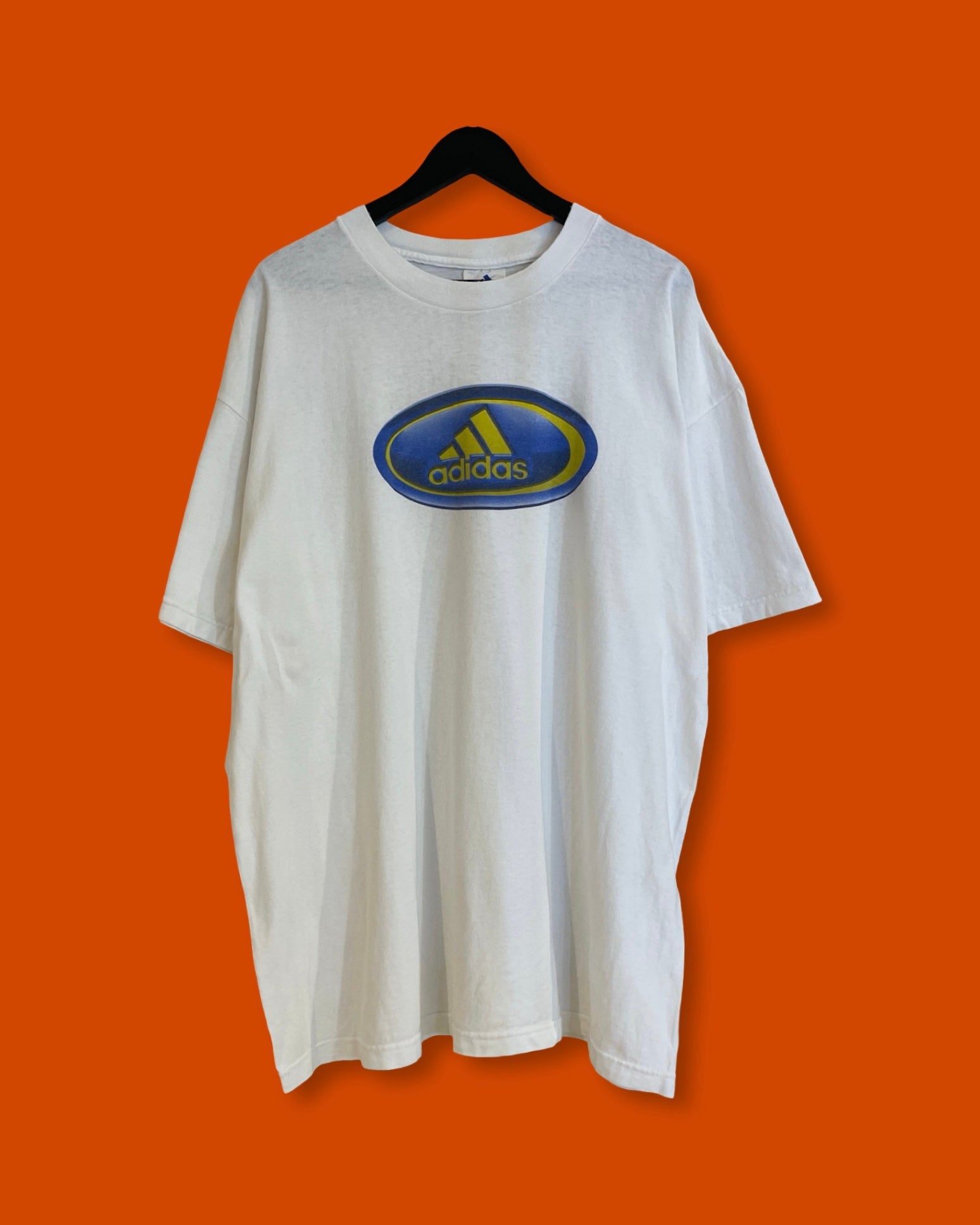 Vntg Adidas Mid Print Tee (Large)