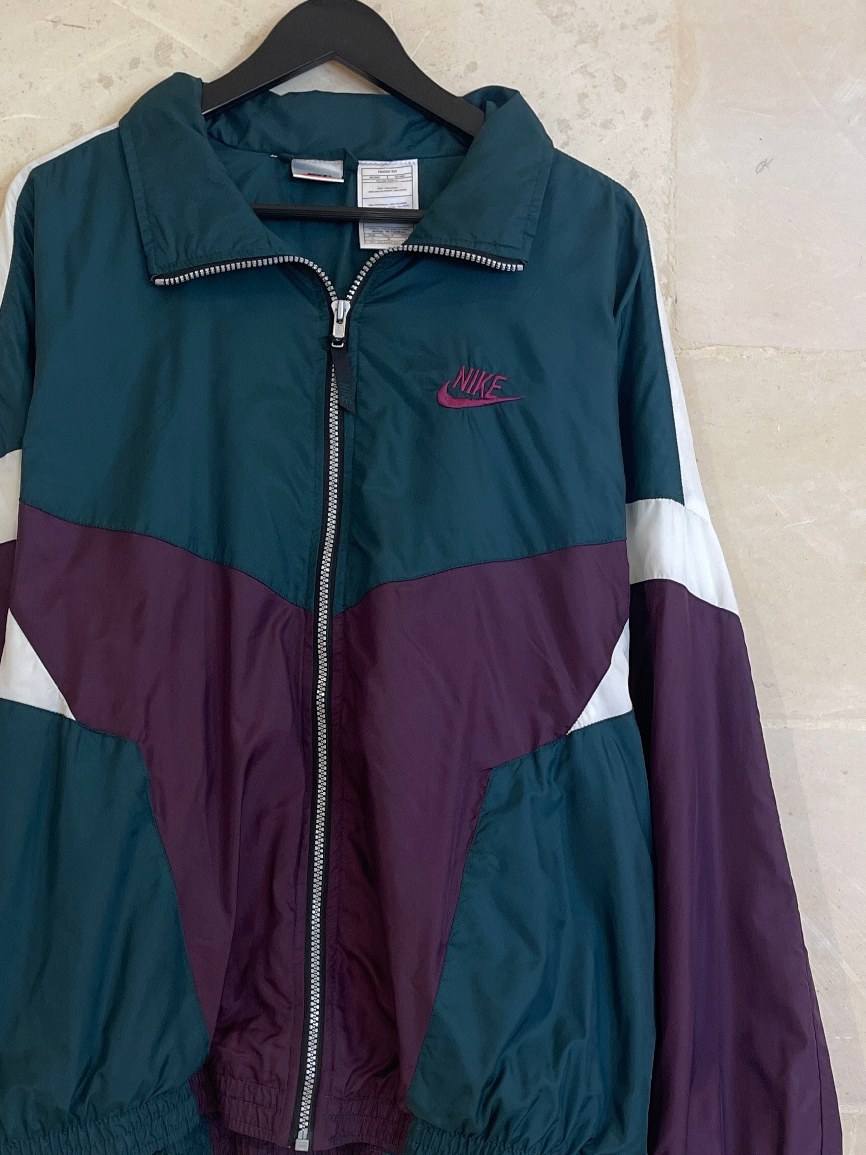 Vntg Nike Windbreaker Jacket (Large)