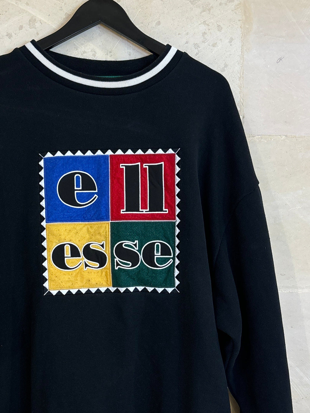 Ellese Crewneck (Small)