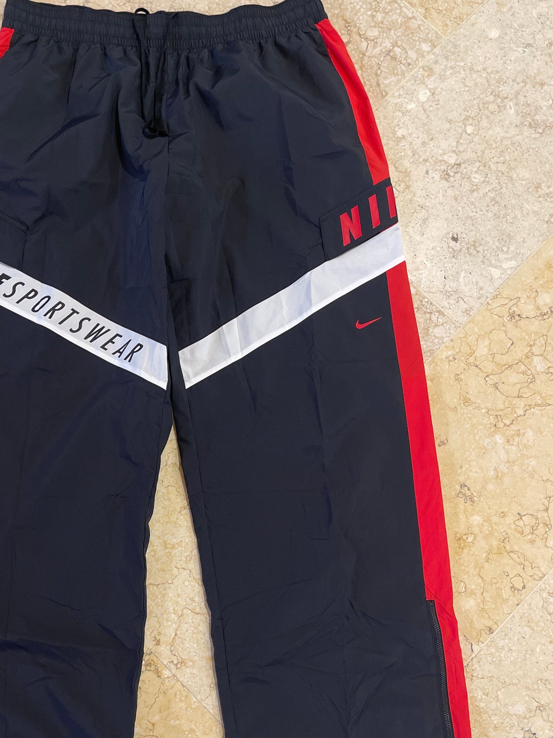 Nike Y2K Black/Red Track Pants(XL)*