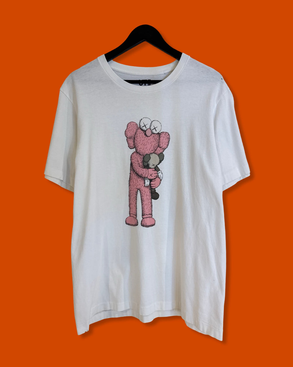 Uniqlo x Kaws (Large)